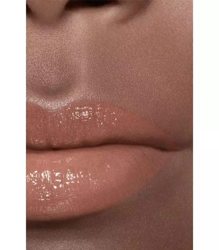 ROUGE COCO FLASH La Couleur, la Brillance, l'Intensité en un Éclair