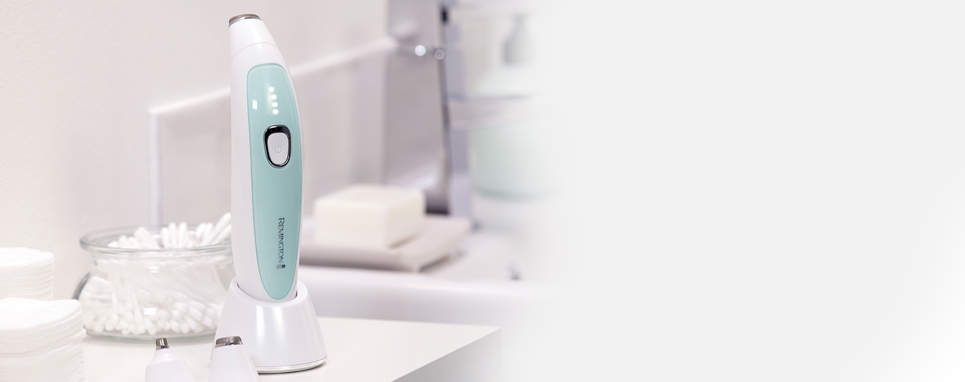 REVEAL Diamond Mikrodermabrasion