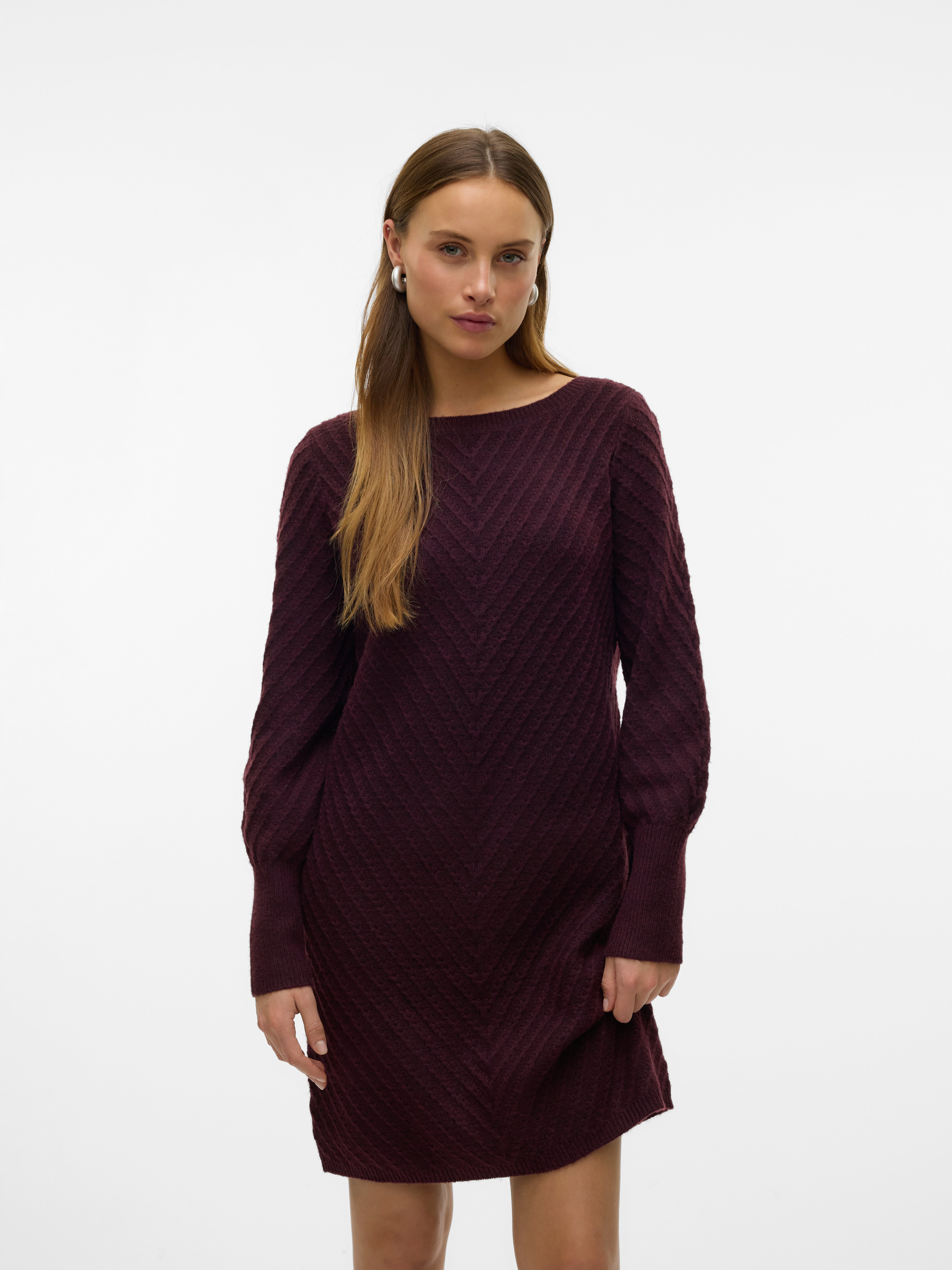 VMANJASTINNA Midikleid