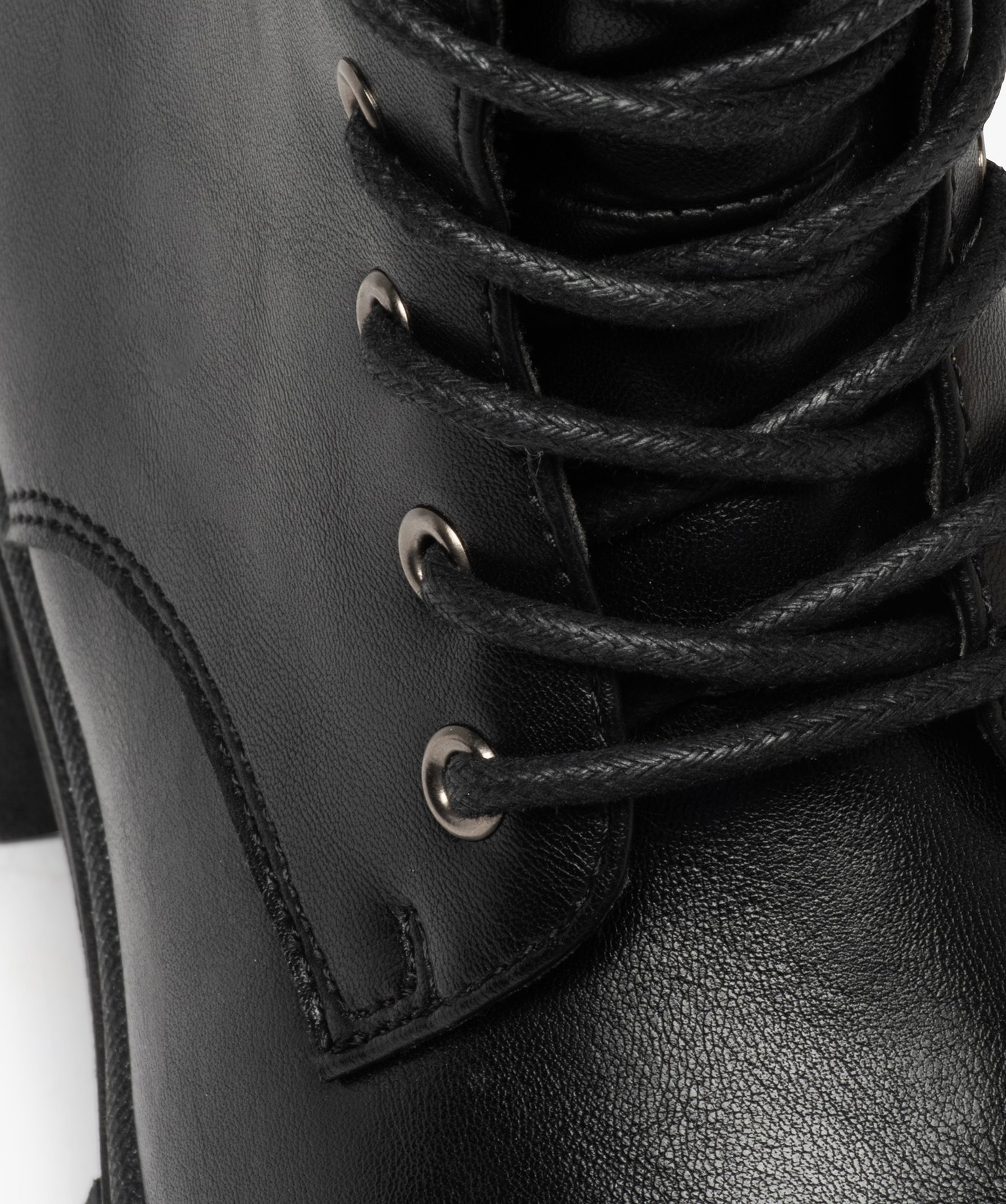Bottes fille unies à semelle crantée fermeture lacets et zip noir | GEMO
