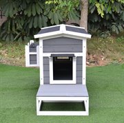 PawHut Katzenhaus Katzenhütte Katzenhöhle Kleintierhaus mit Terrasse und Balkon für Katzen Hunde Tannenholz Grau   Weiß 115 x 66,5 x 74,7 cm