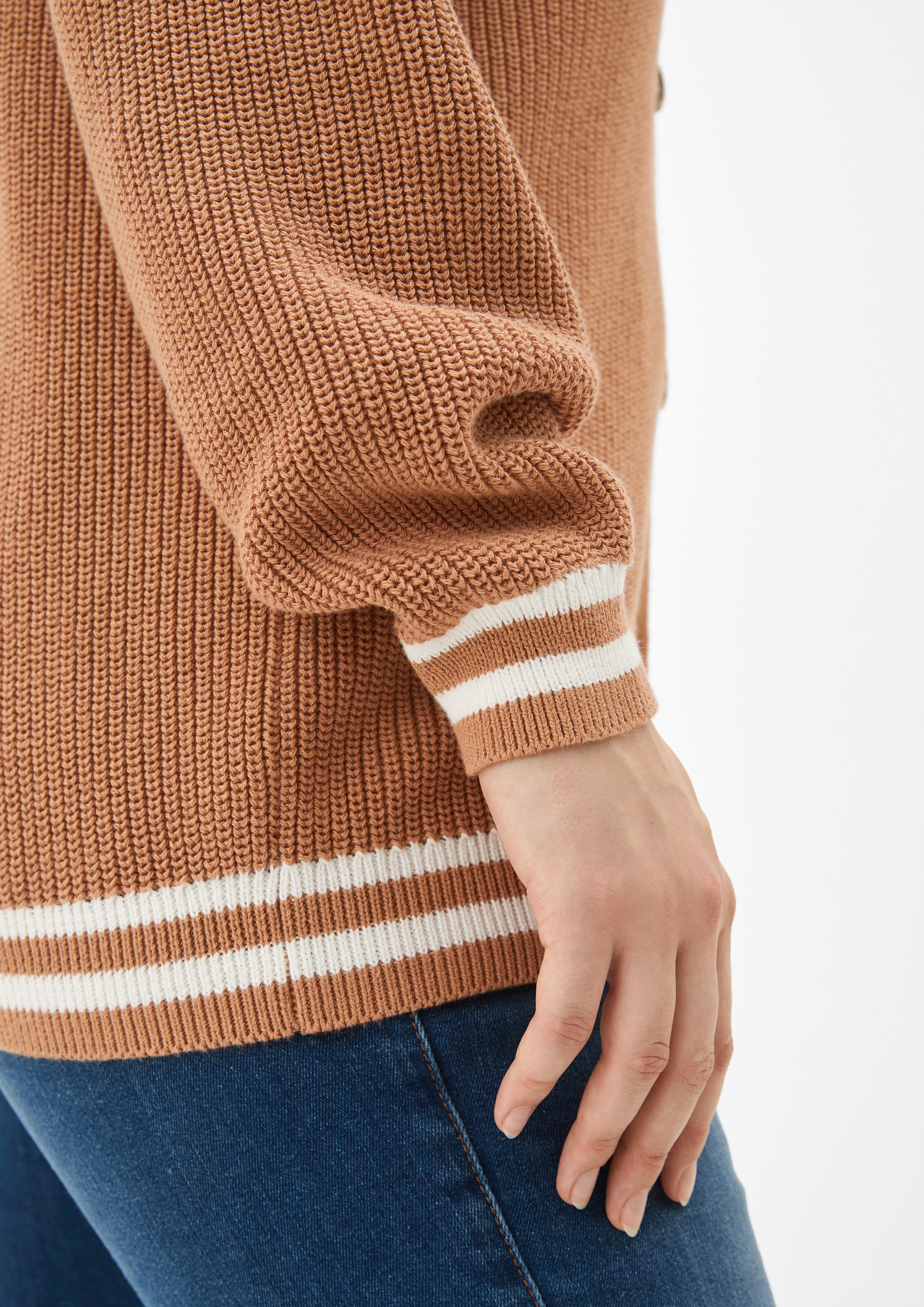 Strickjacke mit Kontraststreifen  2121968-8748