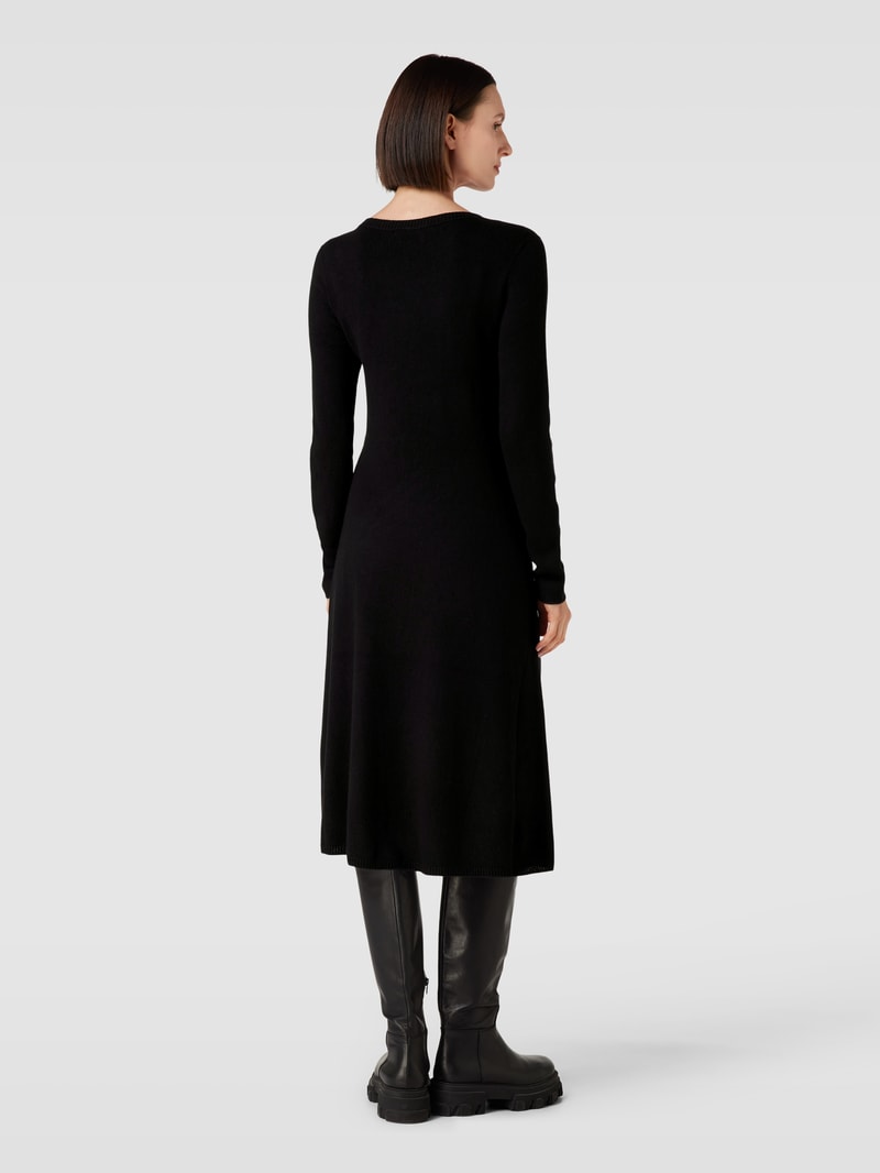 Strickkleid mit Rundhalsausschnitt in schwarz