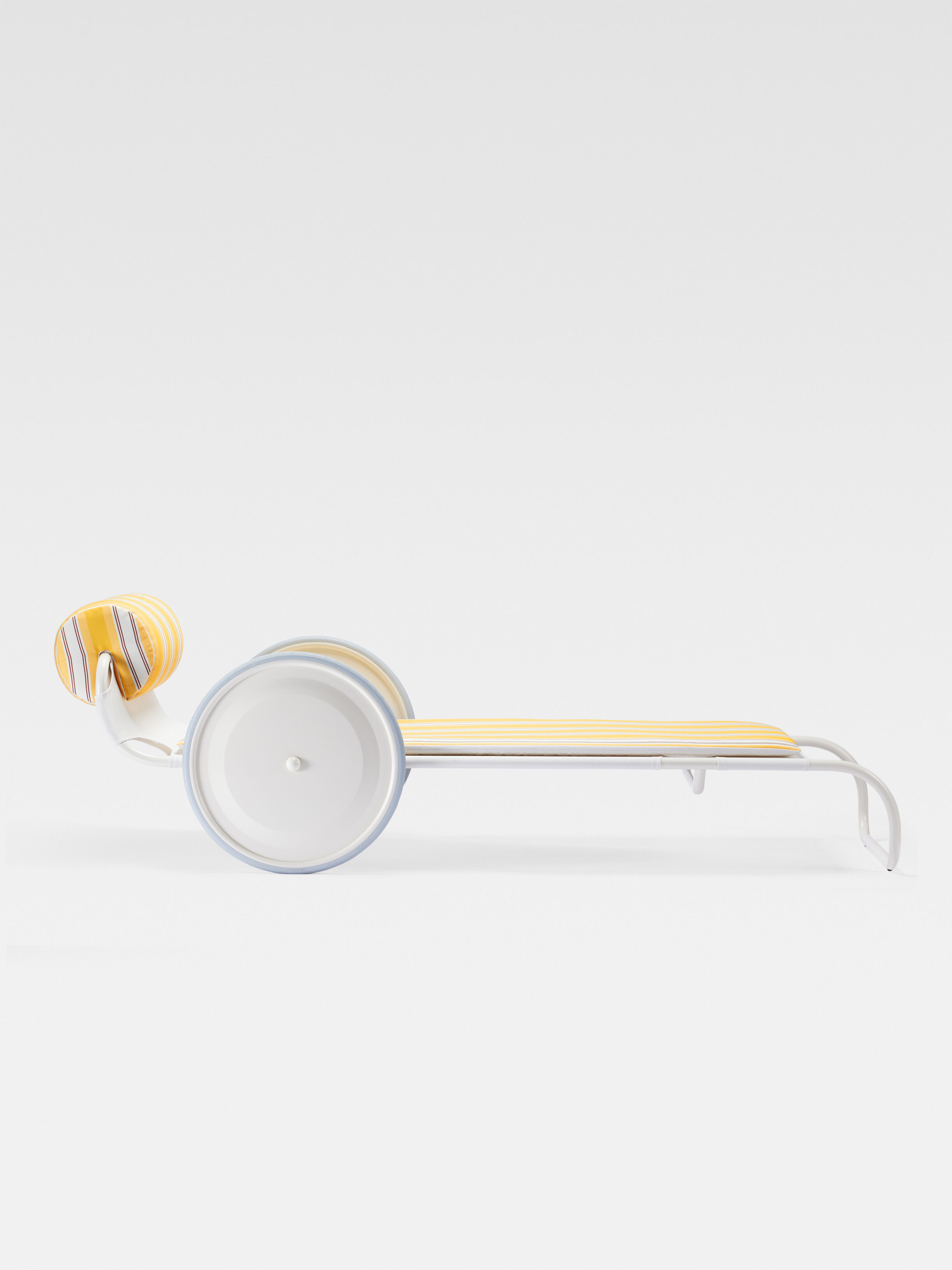 Jacquemus + Exteta
