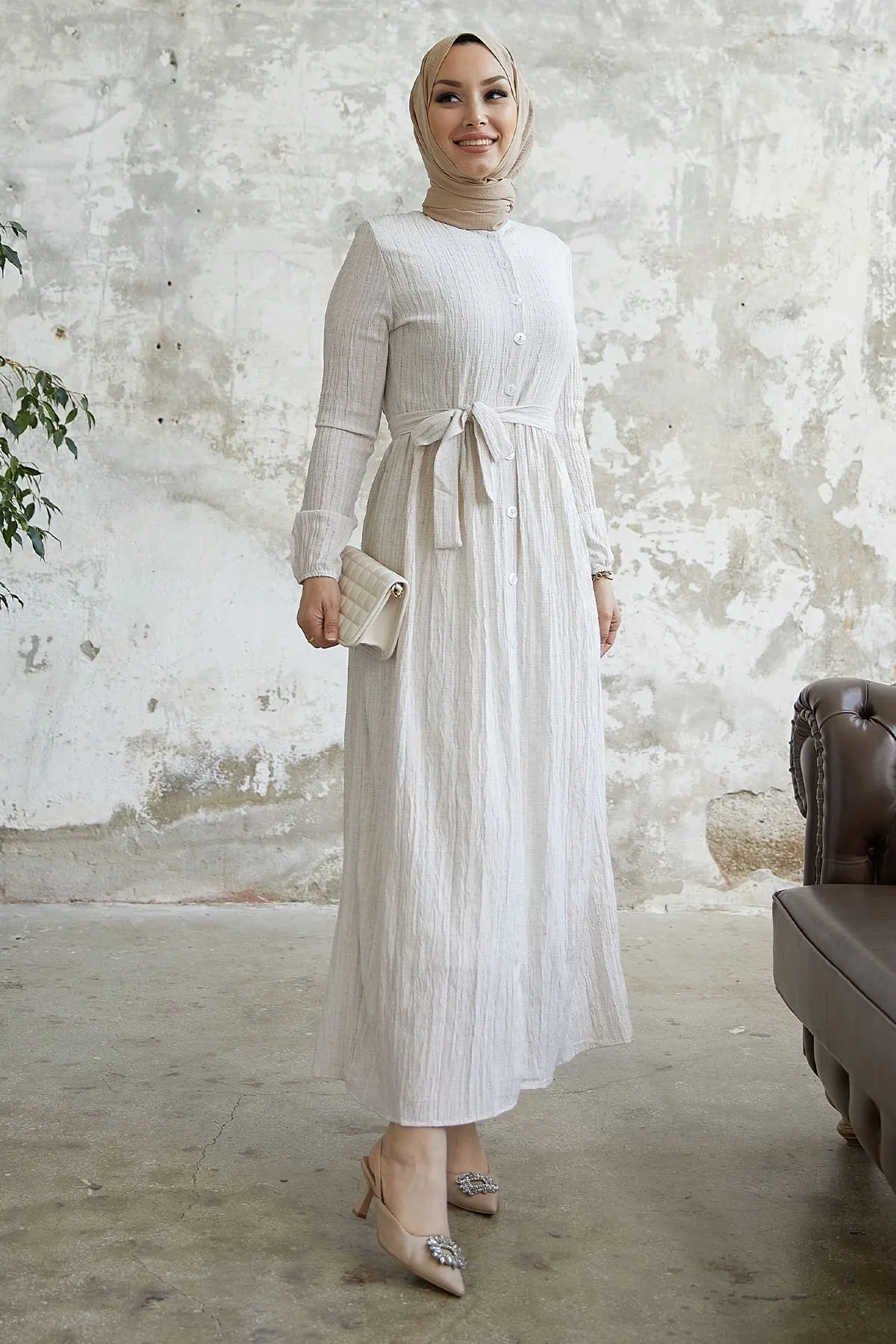 InStyle  Lemina-Kleid mit Gürtel – Beige