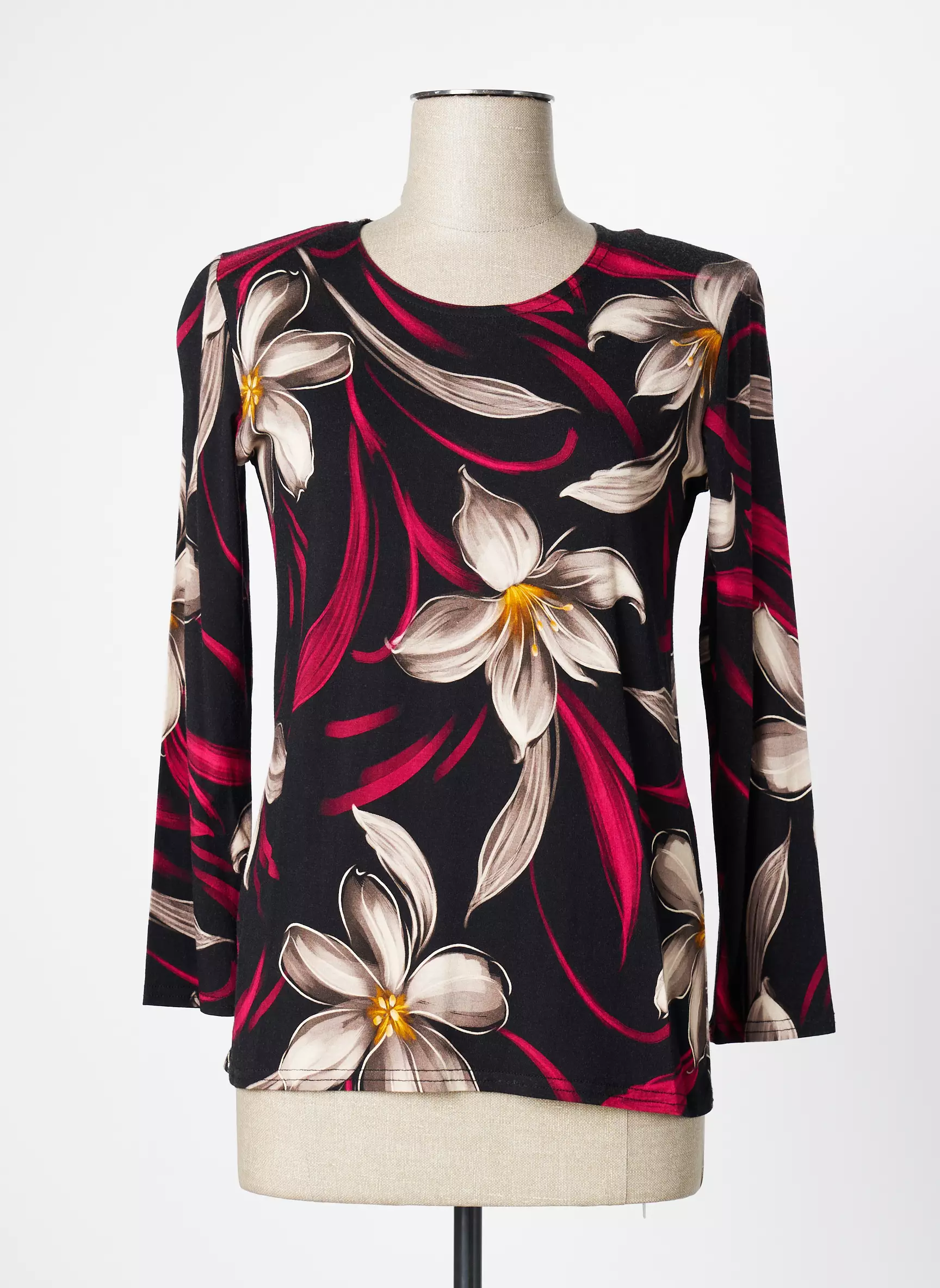 Niki Paris Tshirts Femme couleur noir