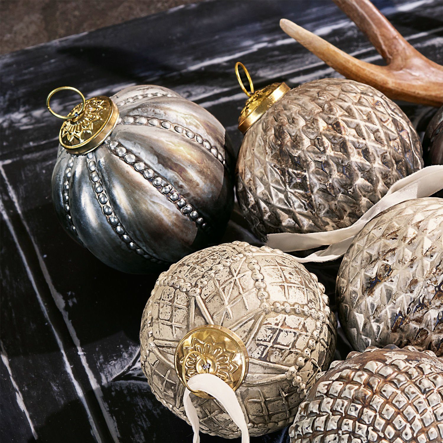 Mirabeau Christbaumschmuck Weihnachtsschmuck 8er Set Silverlake silber (8-tlg), Weihnachtsdekoration