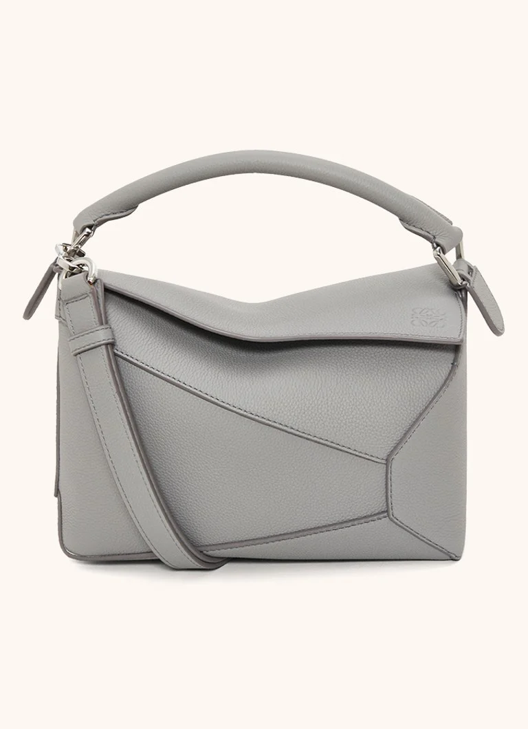 LOEWE Puzzle Edge maza rokassomiņa no teļādas
