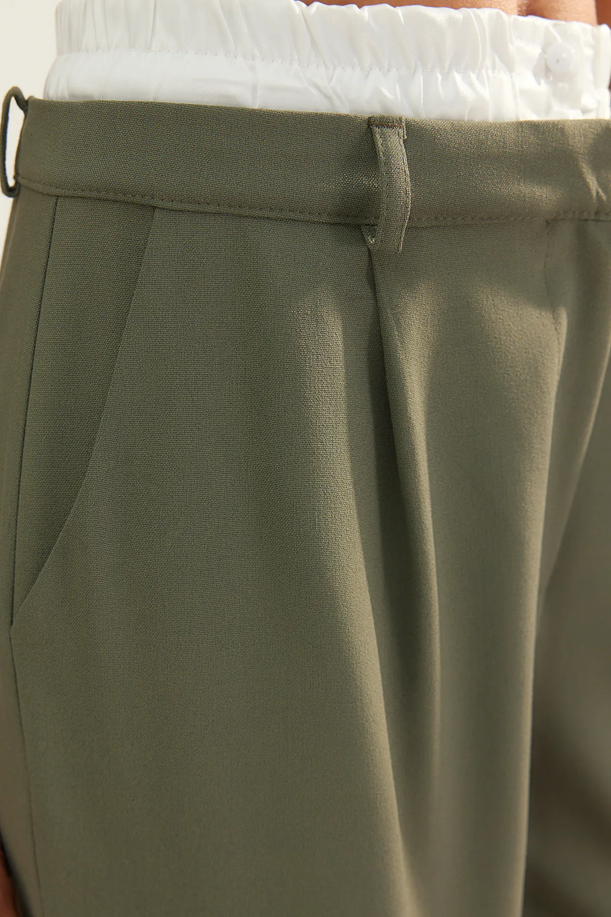 Trendyol Collection  Mintfarbene Limited Edition-Boxershorts mit weitem Beinbund, detaillierte Webhose TWOAW24PL00273