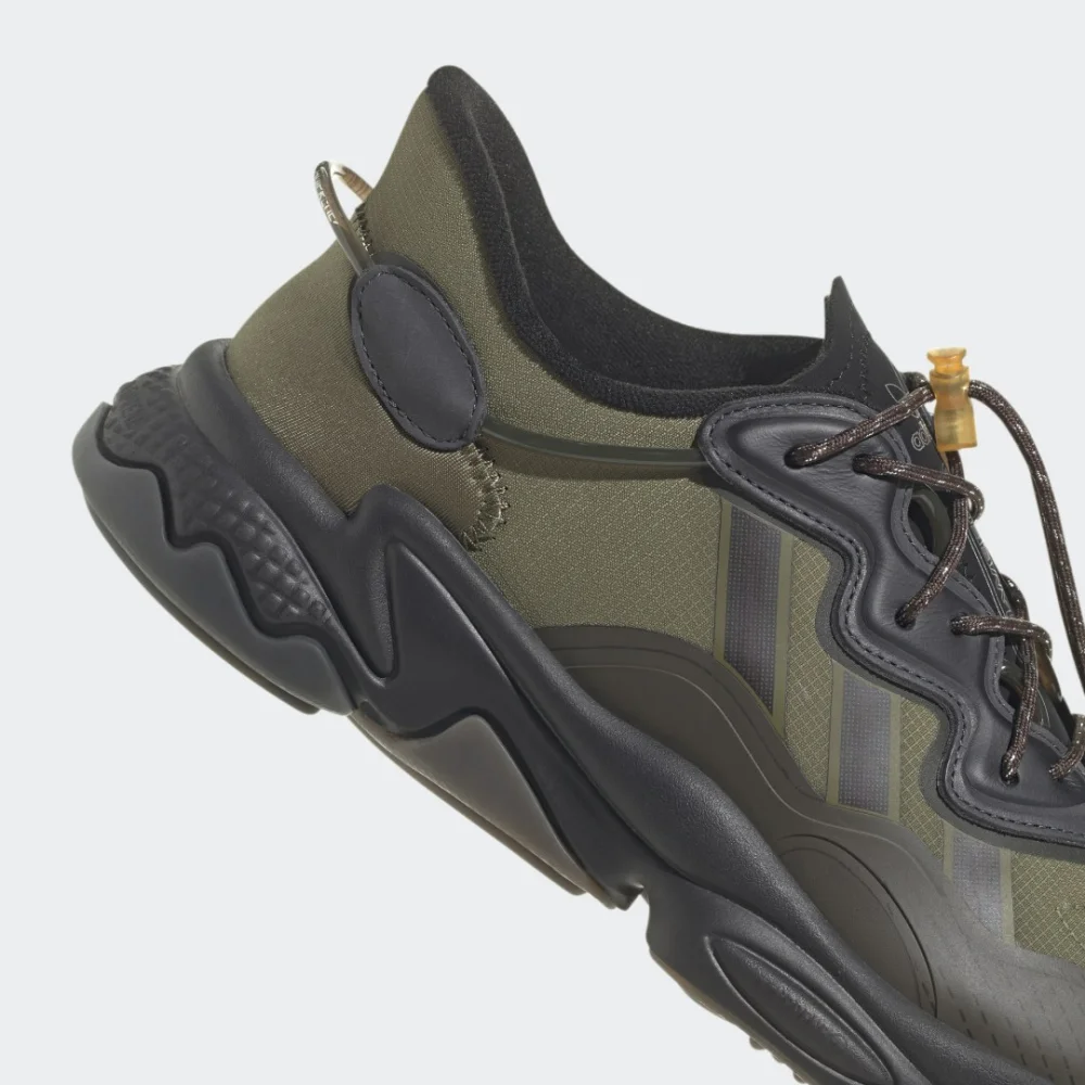 adidas Ozweego H03402 / grün