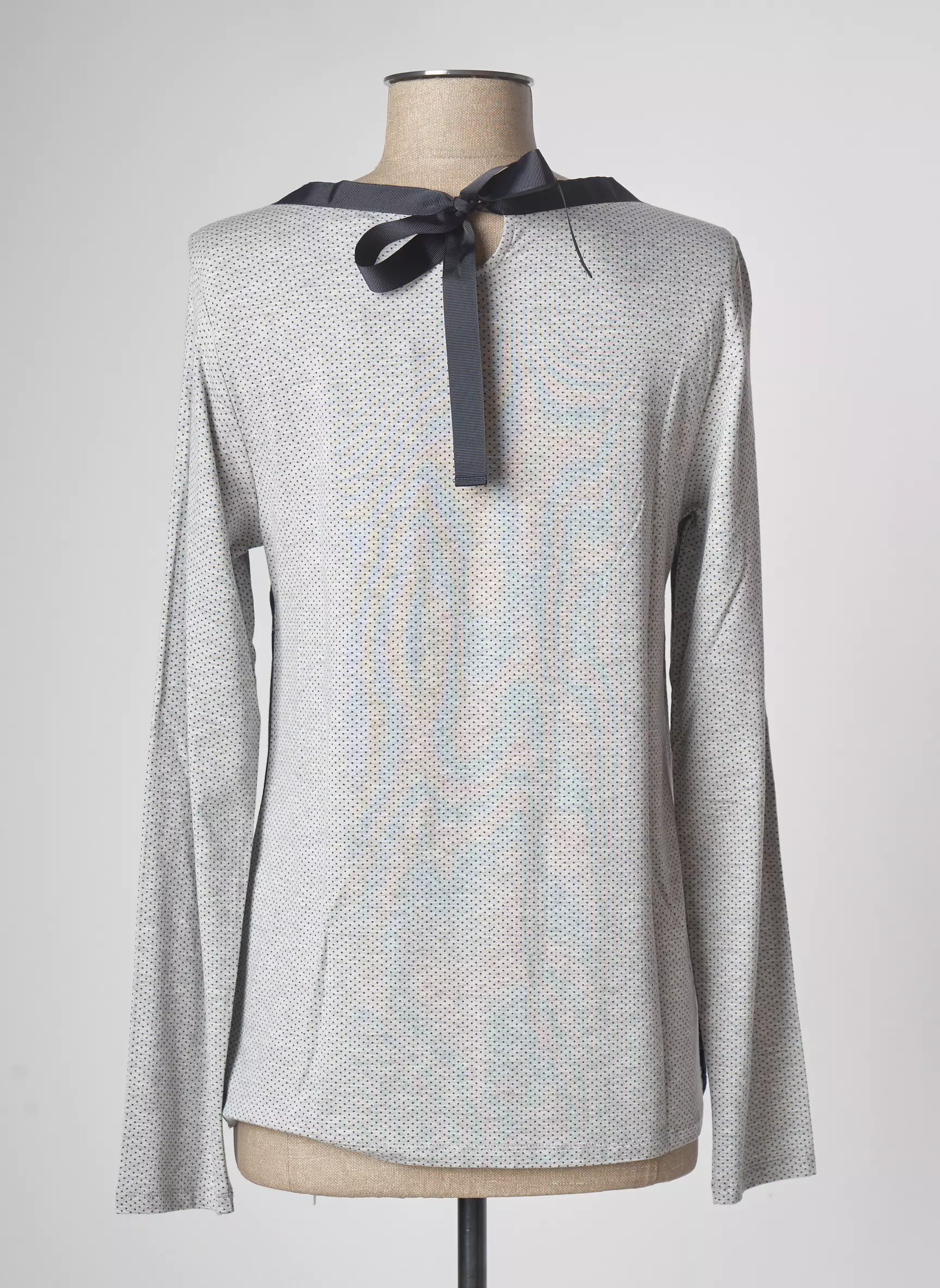 Mae Mahe Tshirts Femme couleur gris