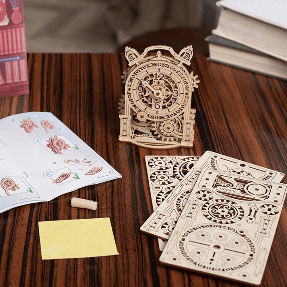 UGEARS 3D-Puzzle Mechanischer Modellbausatz Vintage-Wecker 3D Puzzle, 43 Puzzleteile, Holzbausatz zum Selberbauen