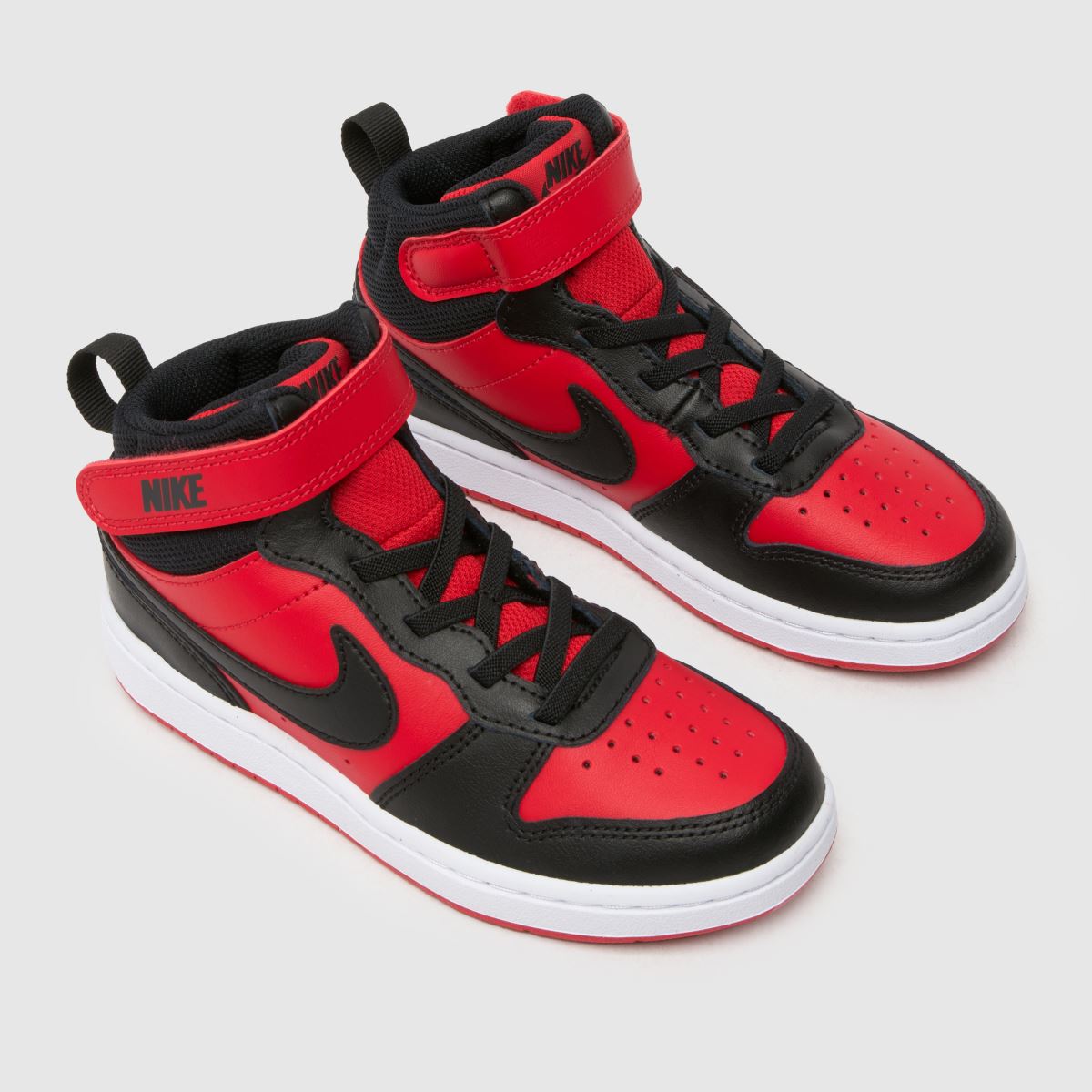 Rdeči športni copati Nike Multi Court Borough Mid 2 za fante in otroke