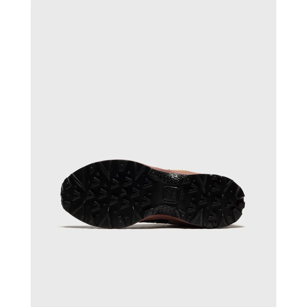 VEJA WMNS VENTURI ALVEOMESH VT0102980A / braun