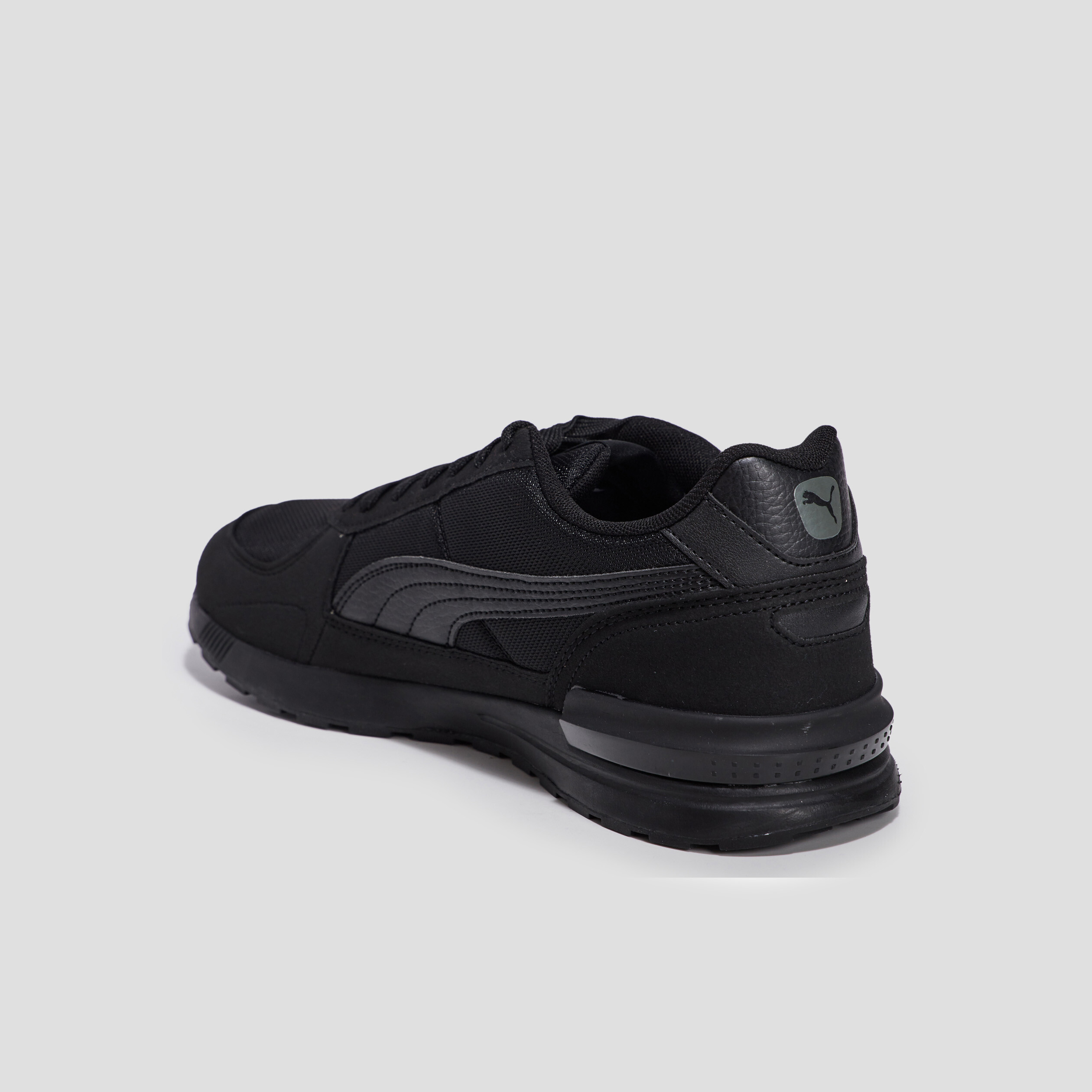 Runnings à lacets Puma Graviton noir homme | La Halle