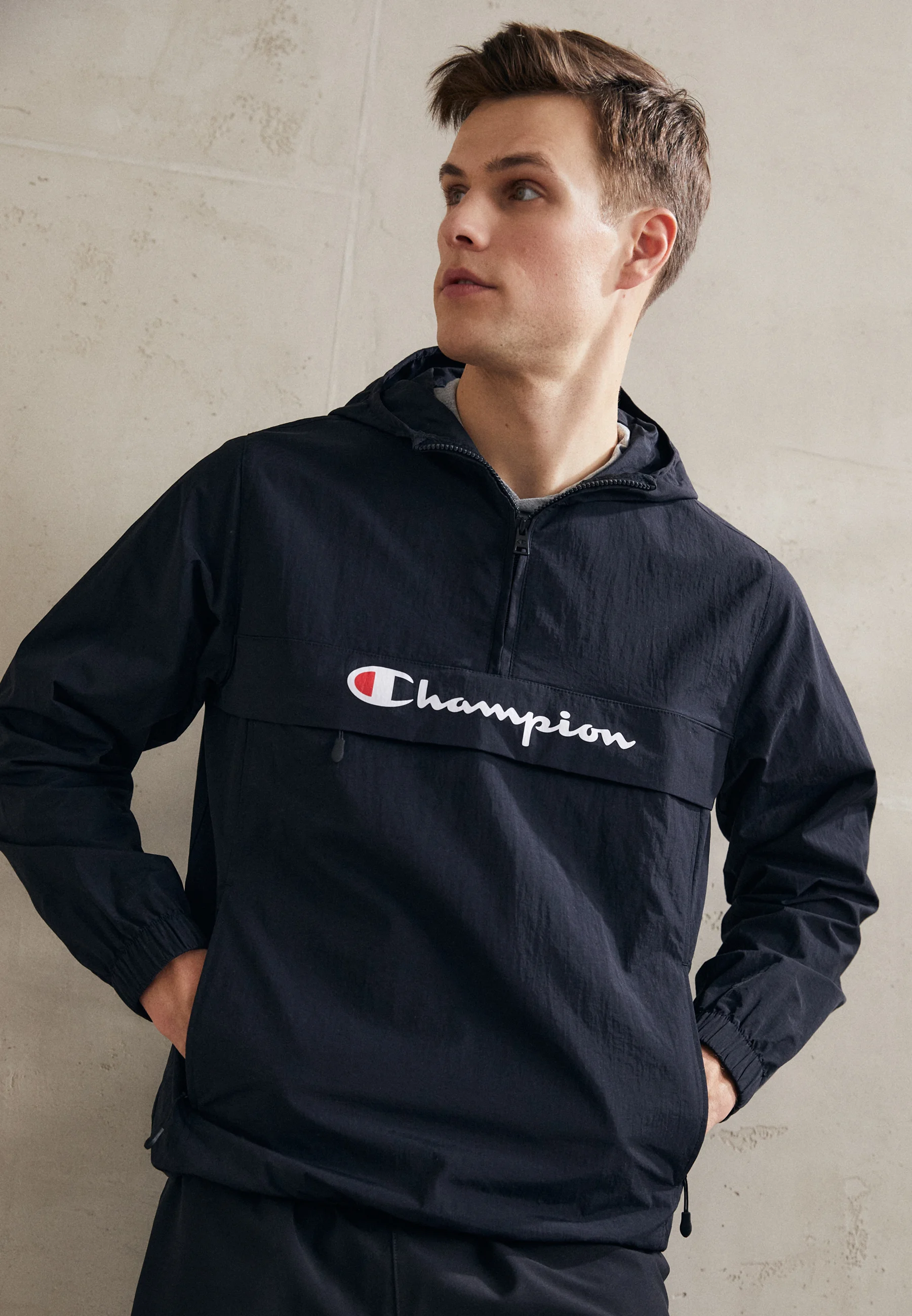 Chaqueta con capucha Champion HALFZIP - Cortavientos