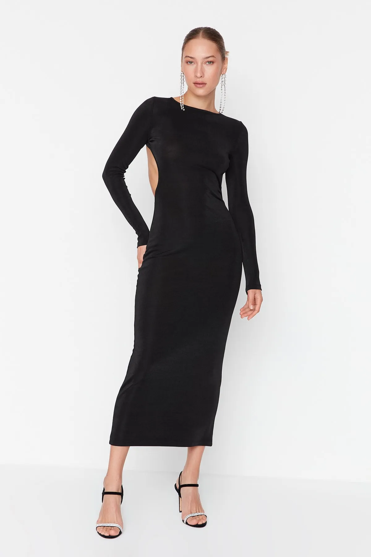 Trendyol Collection  Schwarzes, stilvolles Abendkleid TPRSS23AE00157