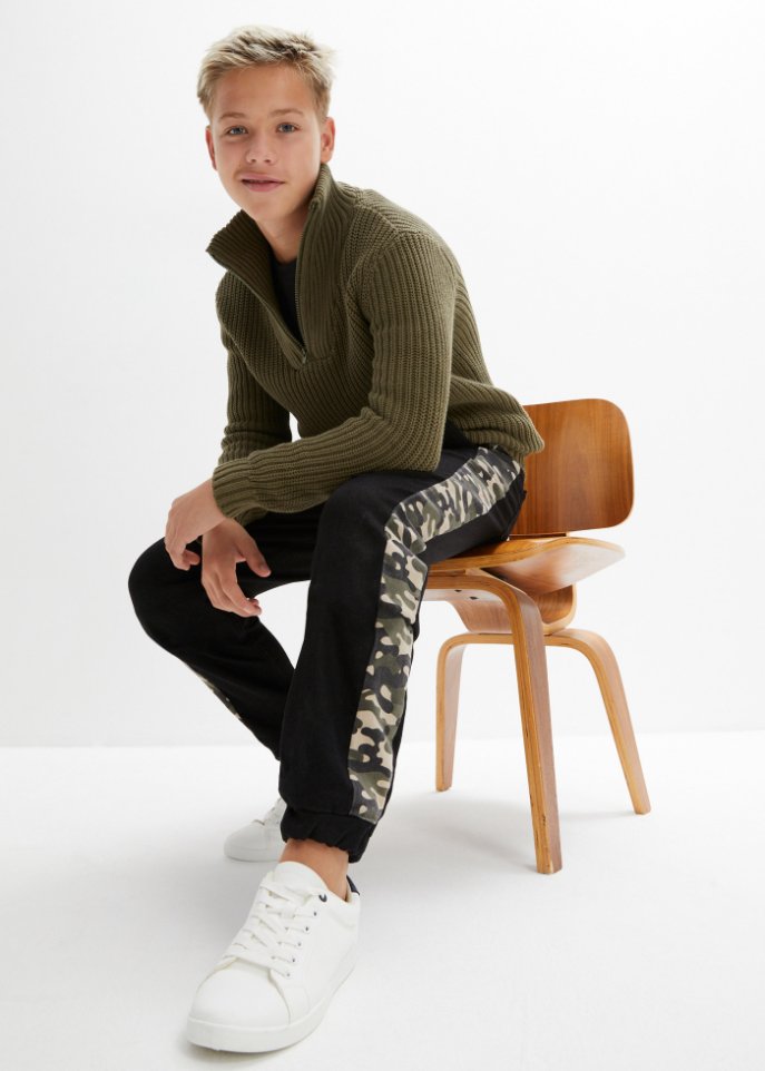 Jungen Winterjeans mit Camouflage Einsatz