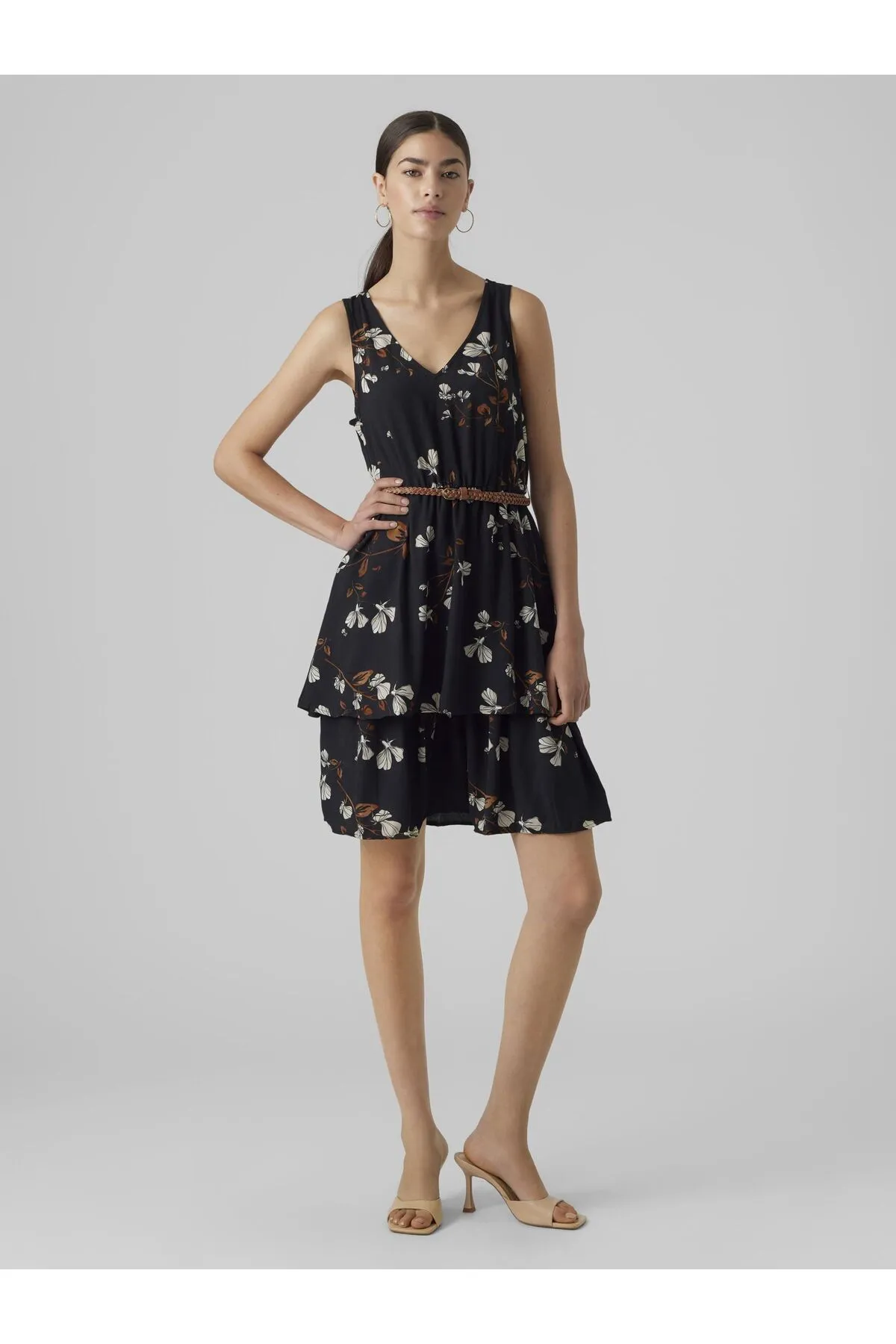 Vero Moda  Mehrlagiges Kleid VMNEWHALLIE V-NECK ABK DRESS EXP
