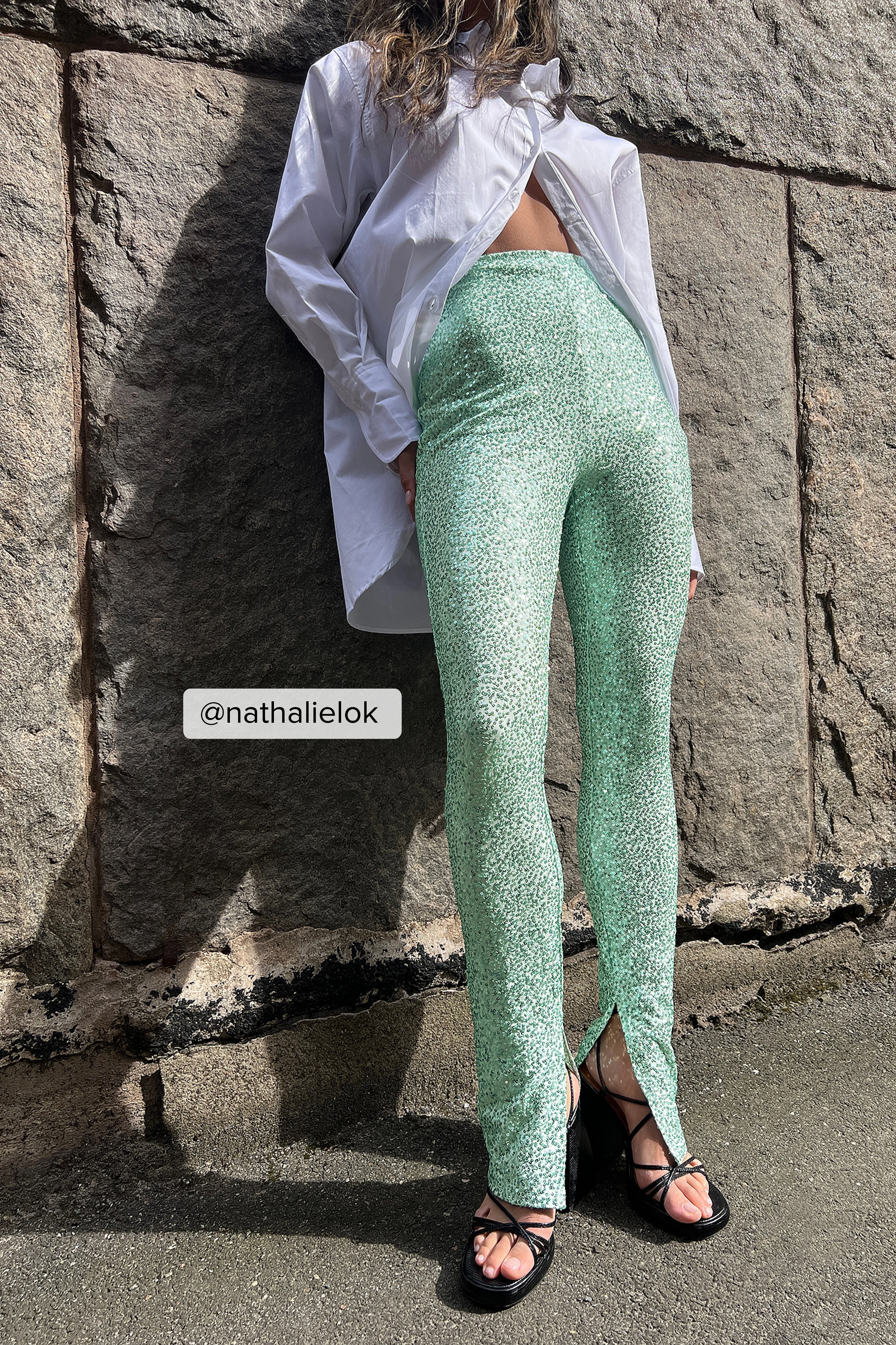 Paillettenhose mit Schlitz