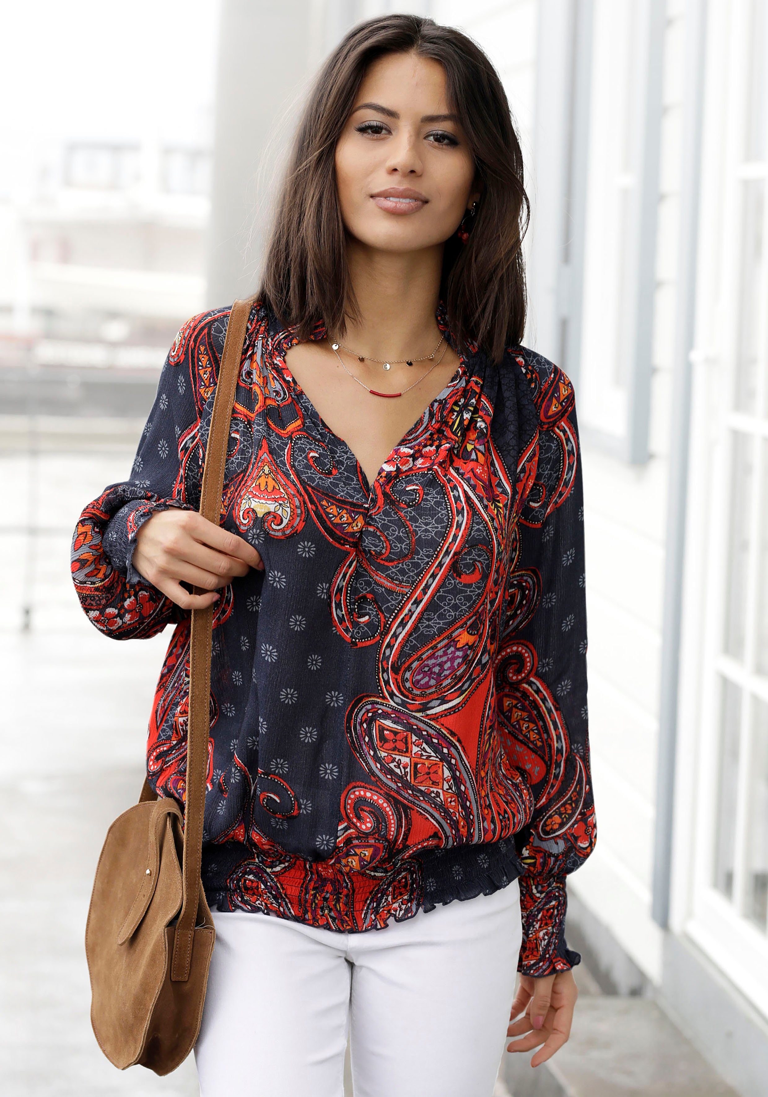LASCANA Druckbluse mit Paisleyprint und Stehkragen, modische Damenbluse