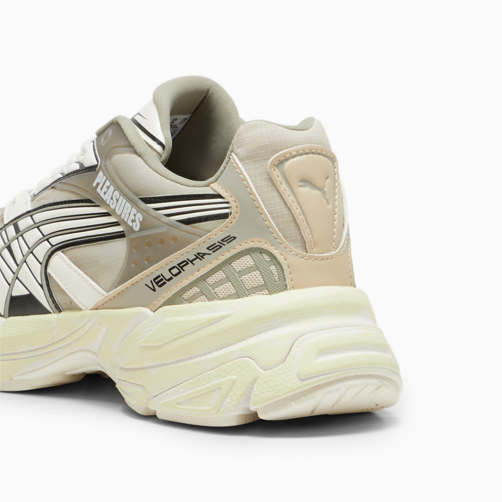 PUMA x Pleasures Velophasis Overdyed 391696-02 / braun