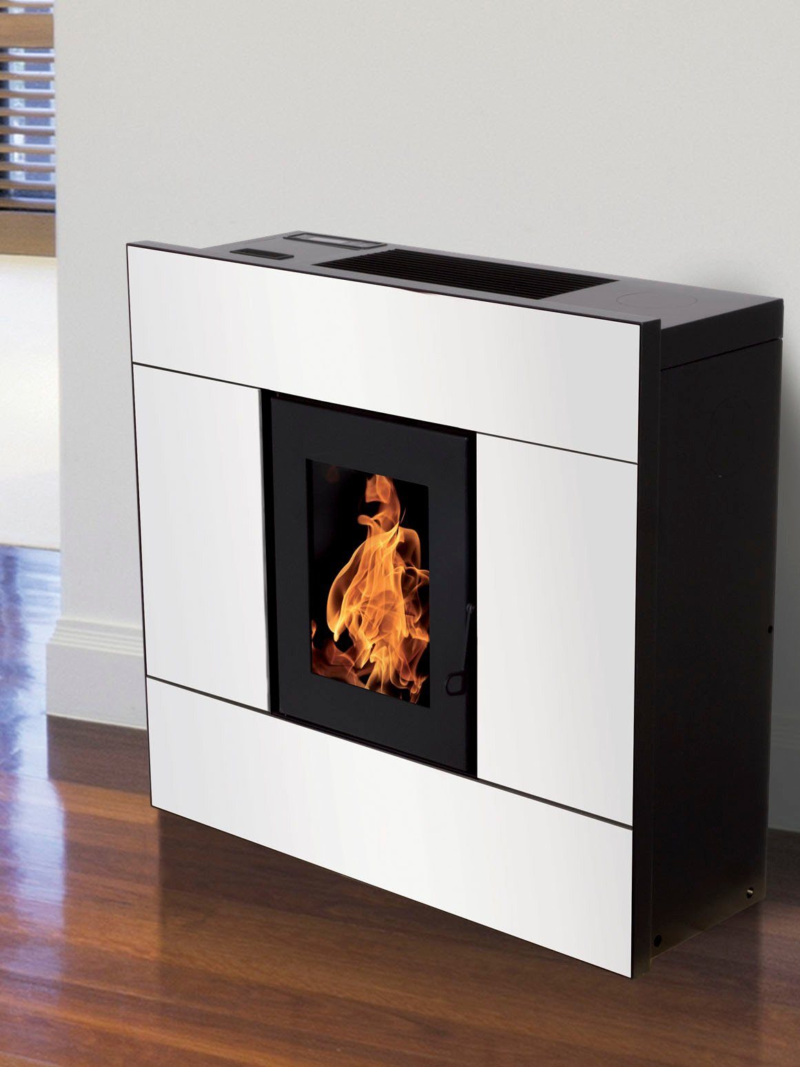 interstoves Pelletofen Scarlett 9, 8 kW, Zeitbrand, (1-tlg), ideal für den Flur, slim Pelletofen