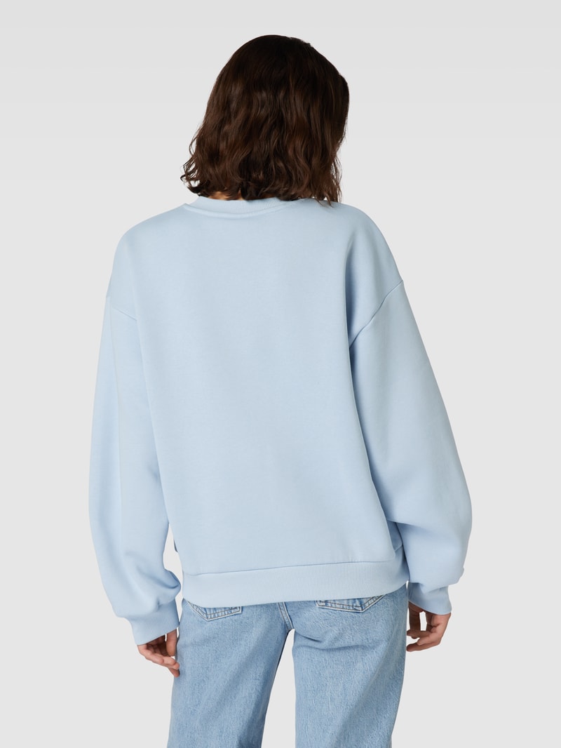 Sweatshirt mit Label-Print Modell 'Riley' in hellblau