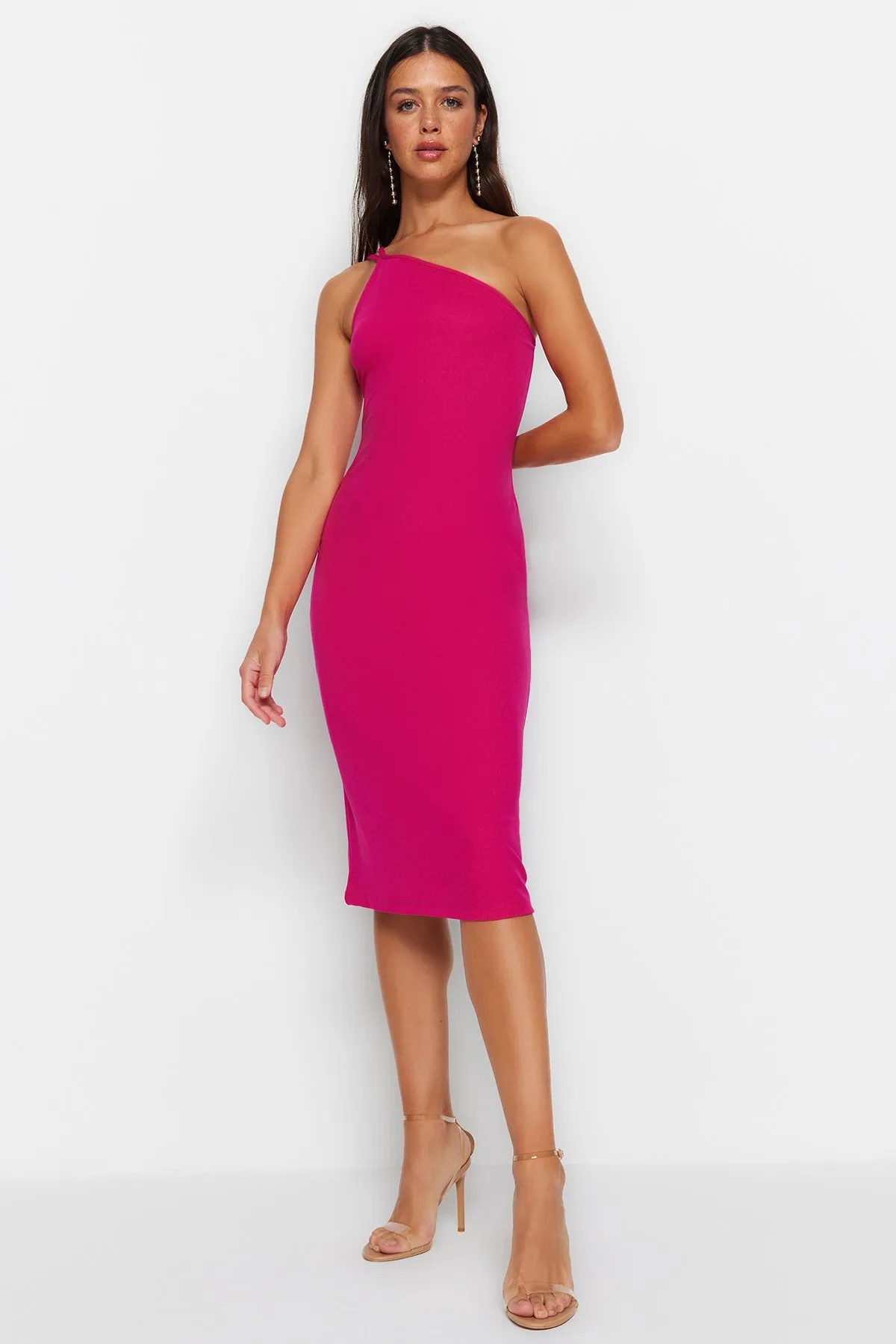 Trendyol Collection  Fuchsia One-Shoulder-A-Linie Midi-Strickkleid mit Kreppträgern TWOSS23EL02303