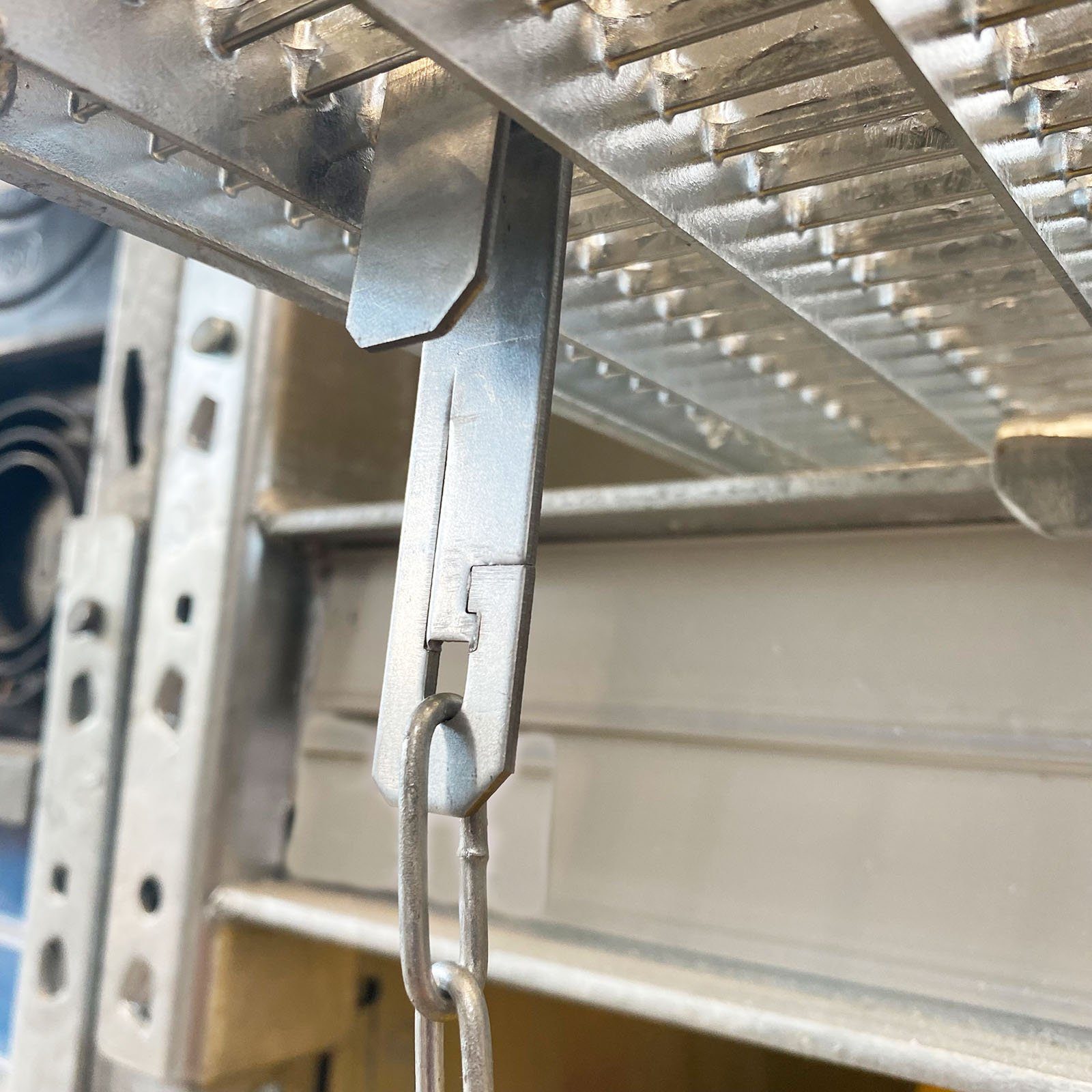 ECI Tools Gitterrostsicherung ECI® Gitterrostsicherung Lichtschacht-Schutz Rost-Sicherung, 1 Paar