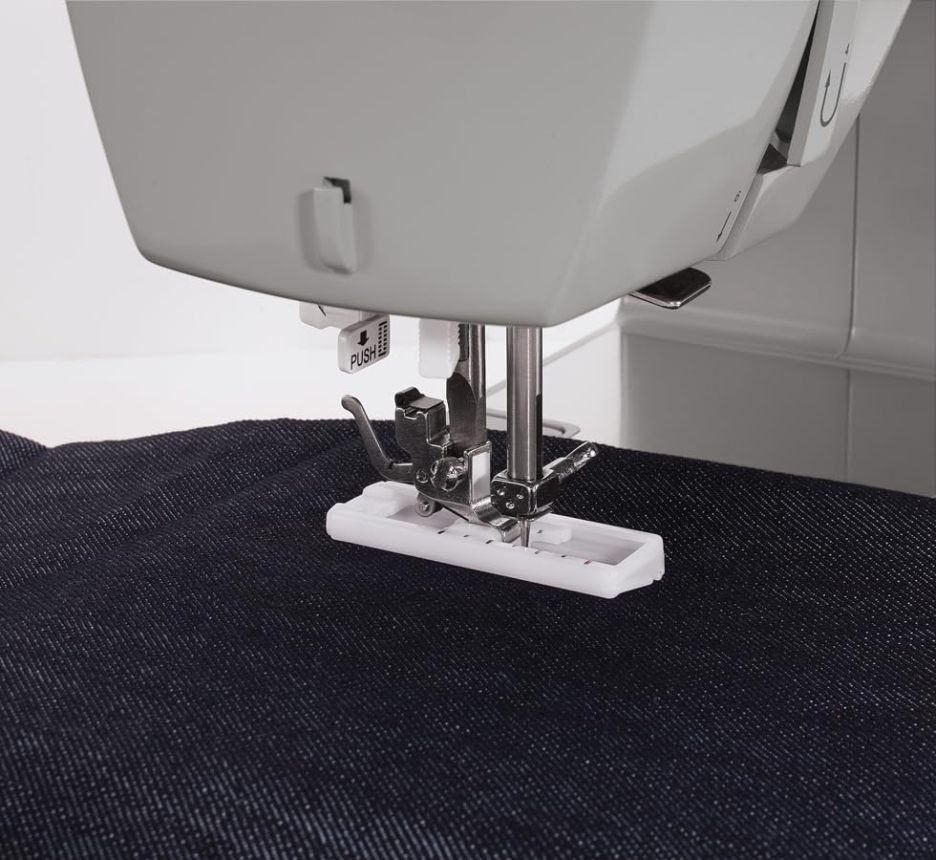 Singer 4411 Heavy Duty Sewing Machine, Gray
