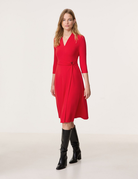 Elegantes Kleid mit Wickeloptik