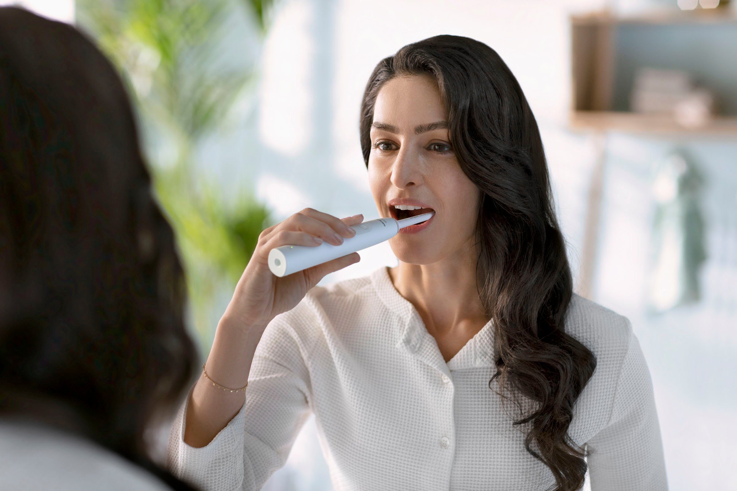 Philips Sonicare Elektrische Zahnbürste Series 3100 HX3673, Aufsteckbürsten: 1 St., mit Schalltechnologie, 4-Quadranten-Timer und 2-Minuten-Timer