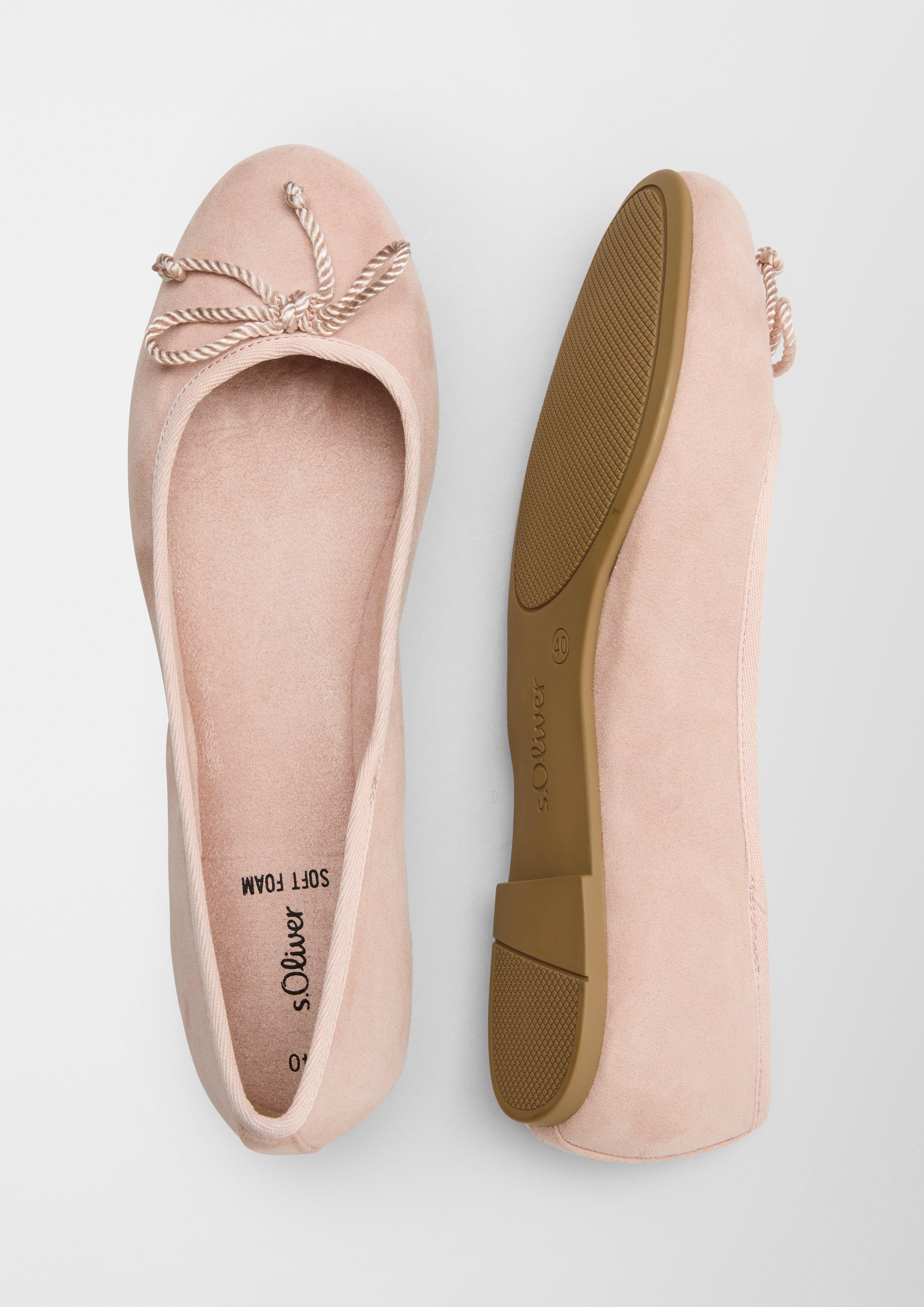 Ballerinas aus Lederimitat  6007387-563