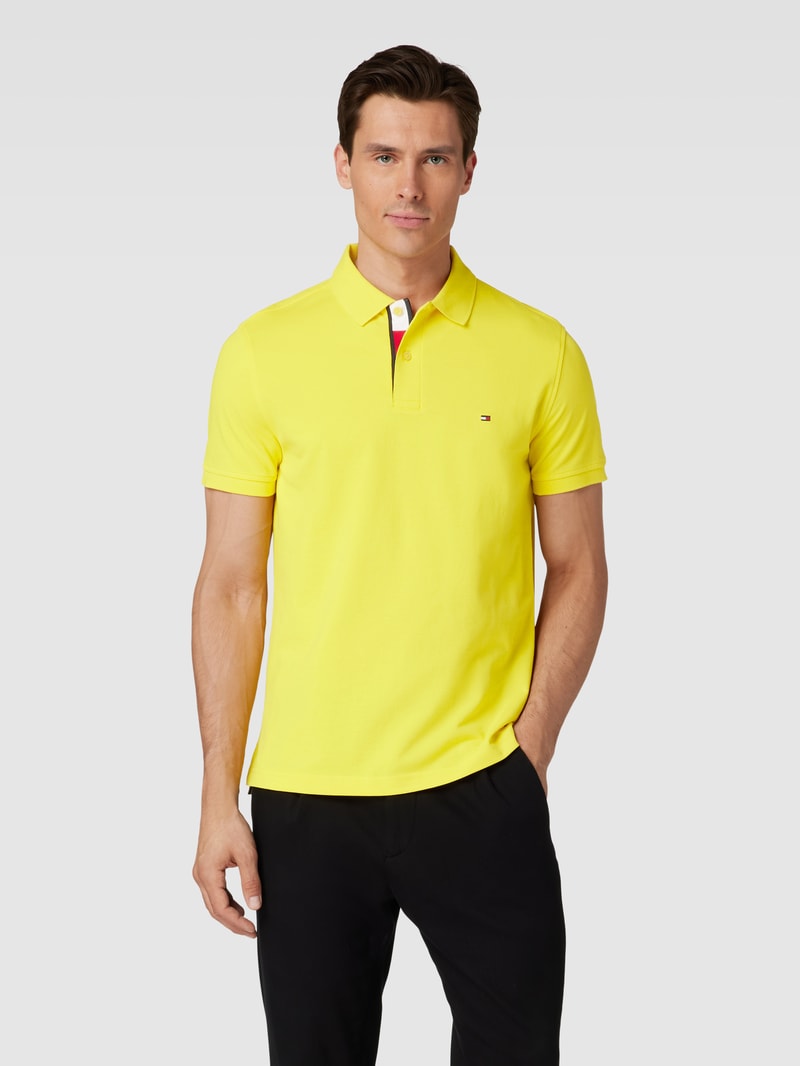 Poloshirt mit Label-Detail in gelb