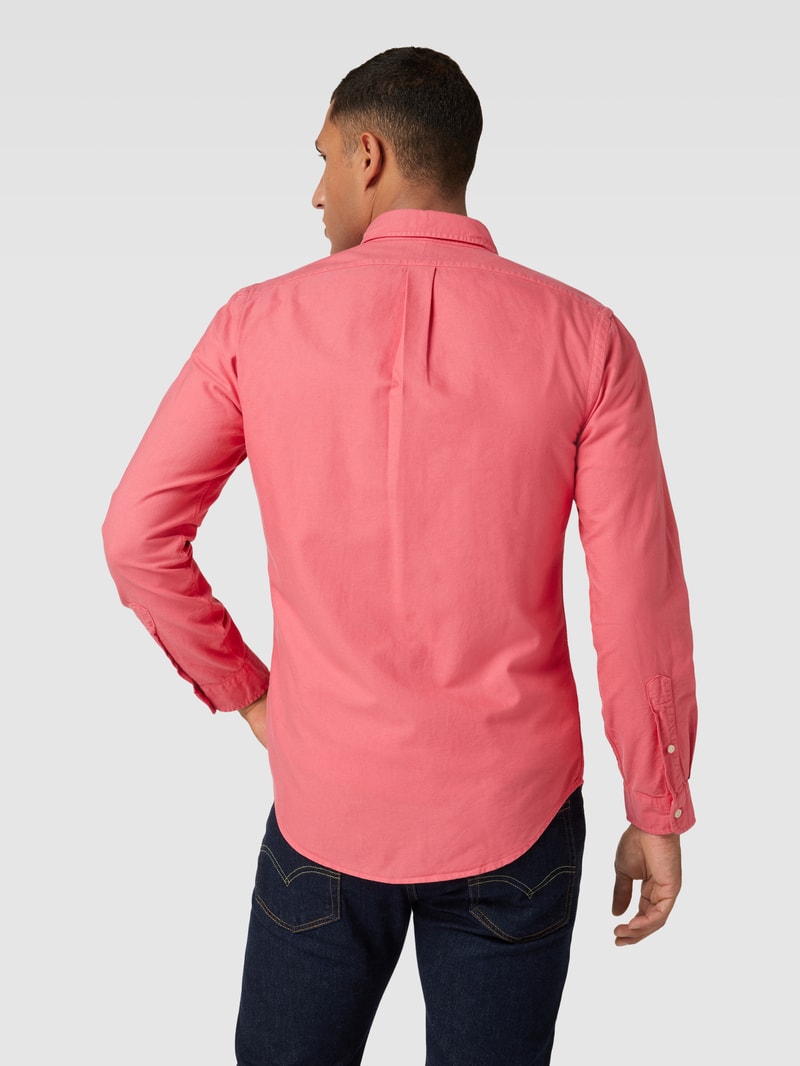 Slim Fit Freizeithemd mit Button-Down-Kragen in hellrot