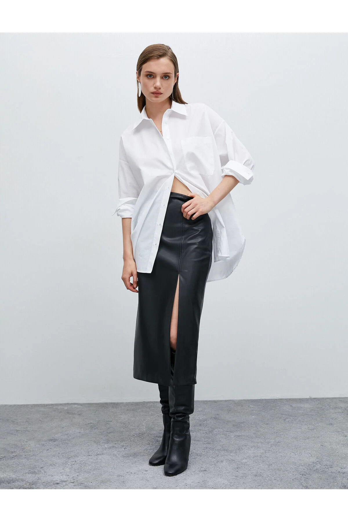 Koton  Oversize-Hemd aus Baumwolle mit Taschendetail