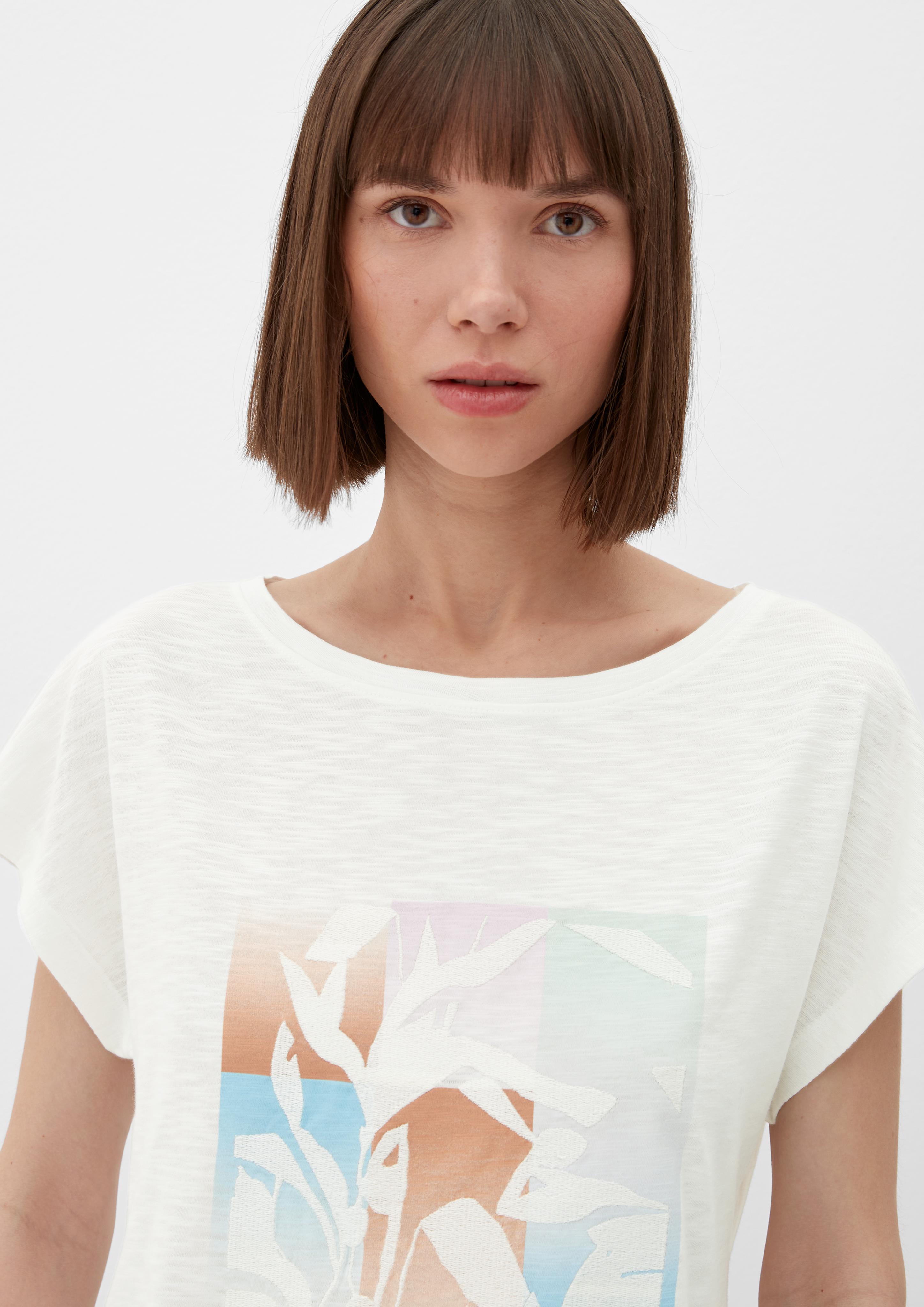 T-Shirt mit Stickerei  2132839-02D0