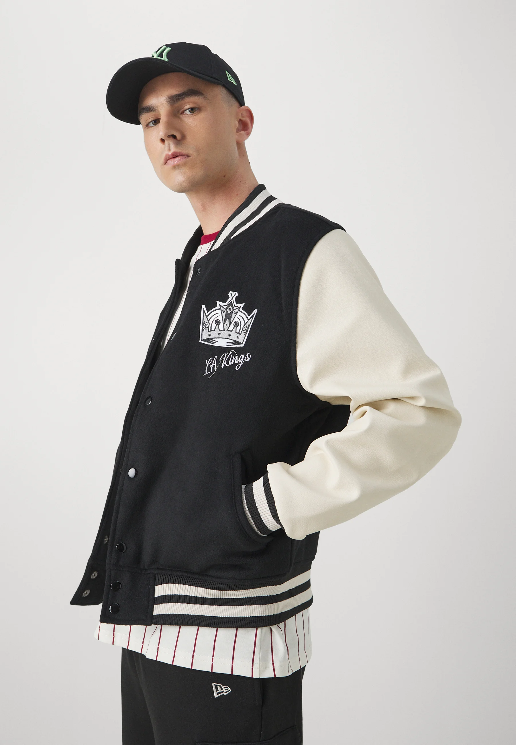 Chaqueta Mitchell & Ness NHL LOS ANGELES KINGS - Equipo