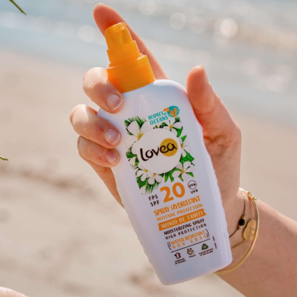 lovea Spray Hydratant FPS 20 Moyenne Protection Monoï de Tahiti Spray Protecteur Solaire - Hydratant