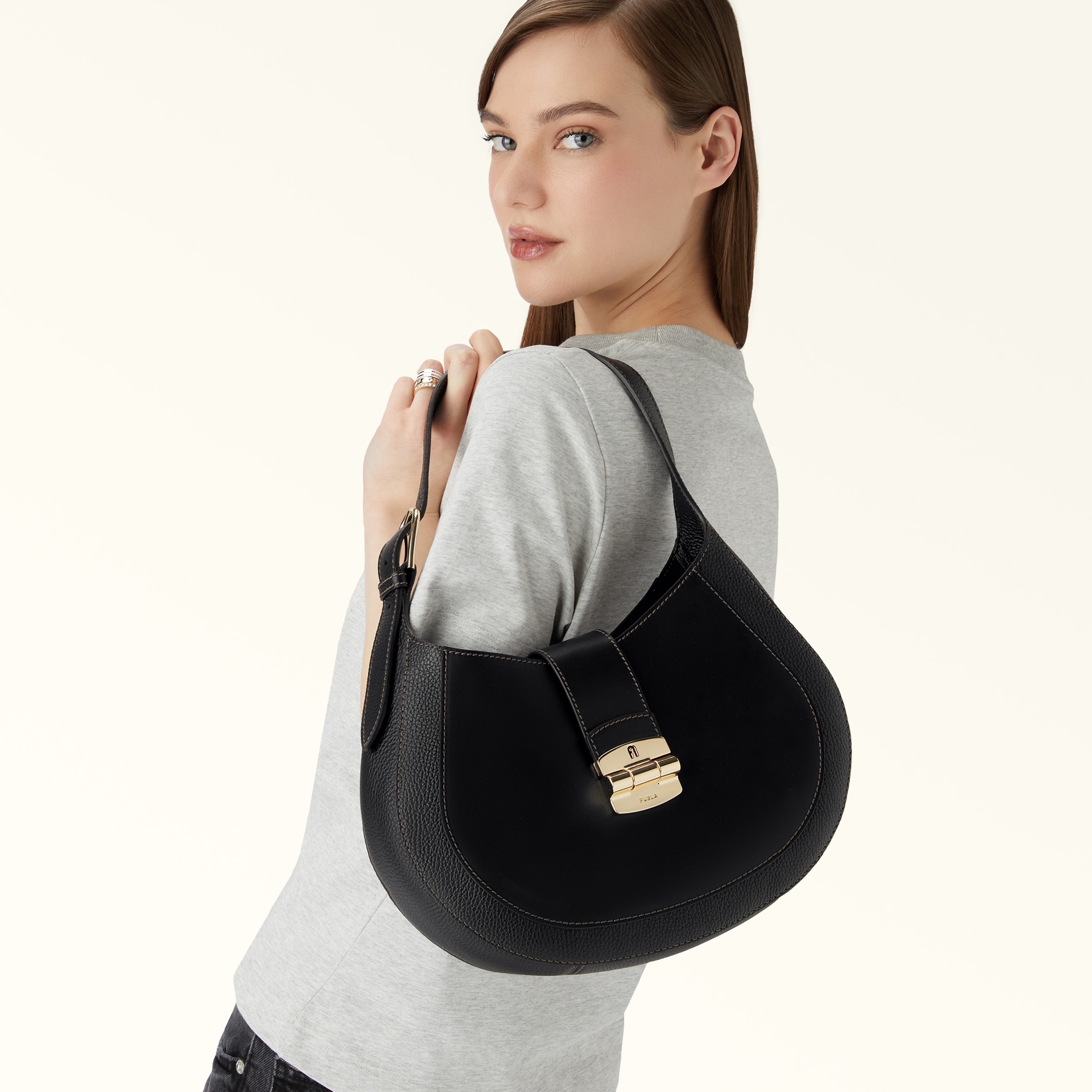 Furla Club 2