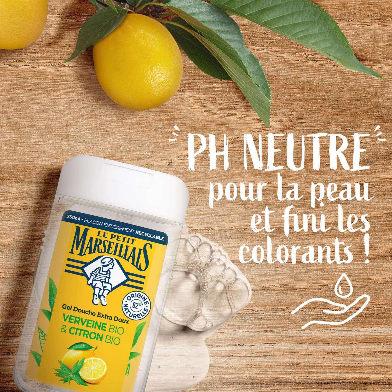 Wyjątkowo delikatny żel pod prysznic Le Petit Marseillais z organiczną werbeną i cytryną