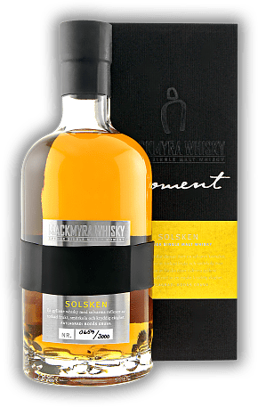 Mackmyra Moment 008 Solsken Mackmyra Moment 008 Solsken Ein leicht würziger und fruchtiger schwedischer Malt Whisky, die achte Version in der Moment - Serie. 0,7	 Liter - Vol 52,6%