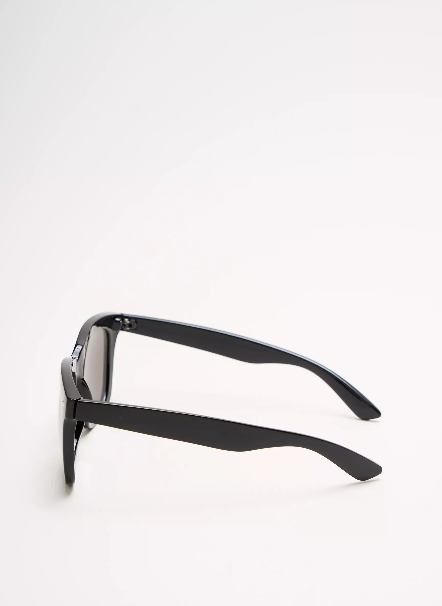 City Vision Eyewear Lunettes De Soleil Femme couleur noir