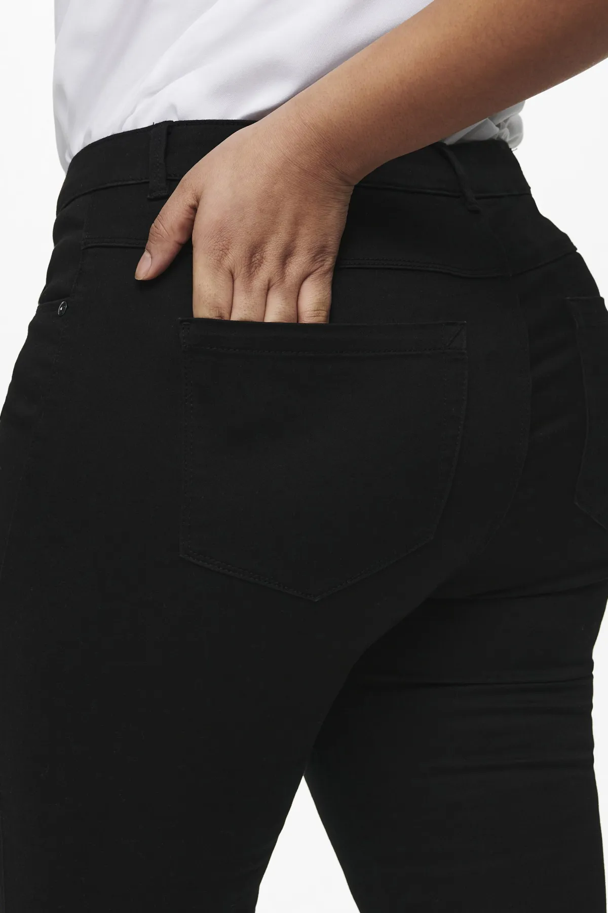 Only Carmakoma  CARAUGUSTA HW SKINNY JEANS SCHWARZ NOOS