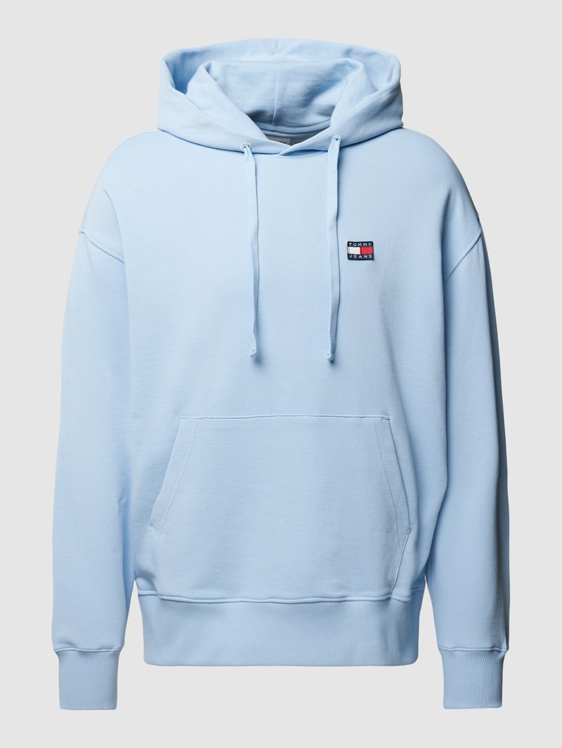 Hoodie mit Känguru-Tasche in hellblau