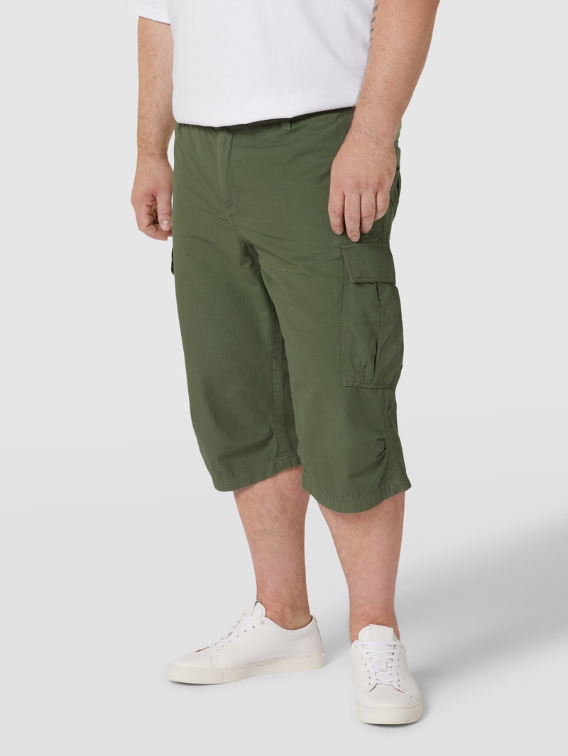 PLUS SIZE Cargoshorts im Loose Fit in olivgrün