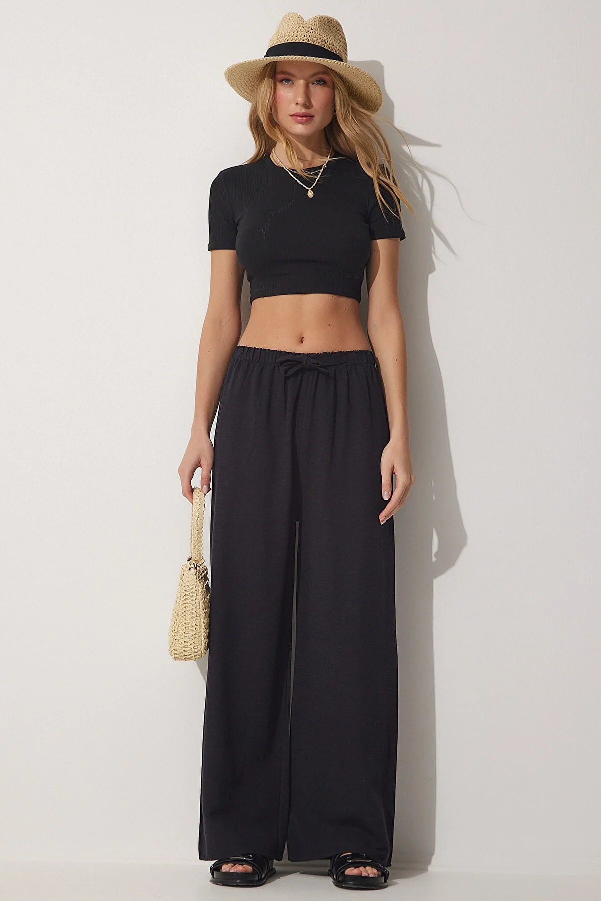 Happiness İstanbul  Lockere Leinenhose