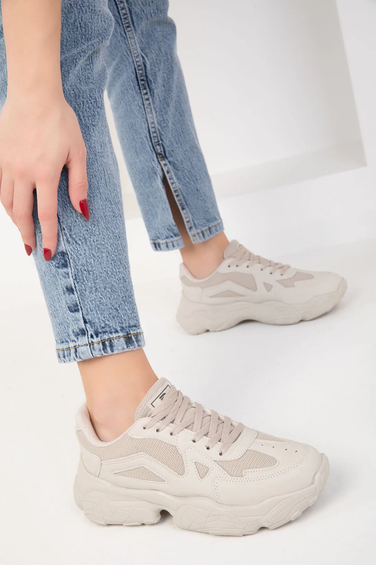 SOHO  Beige Damen Sneakers 18148