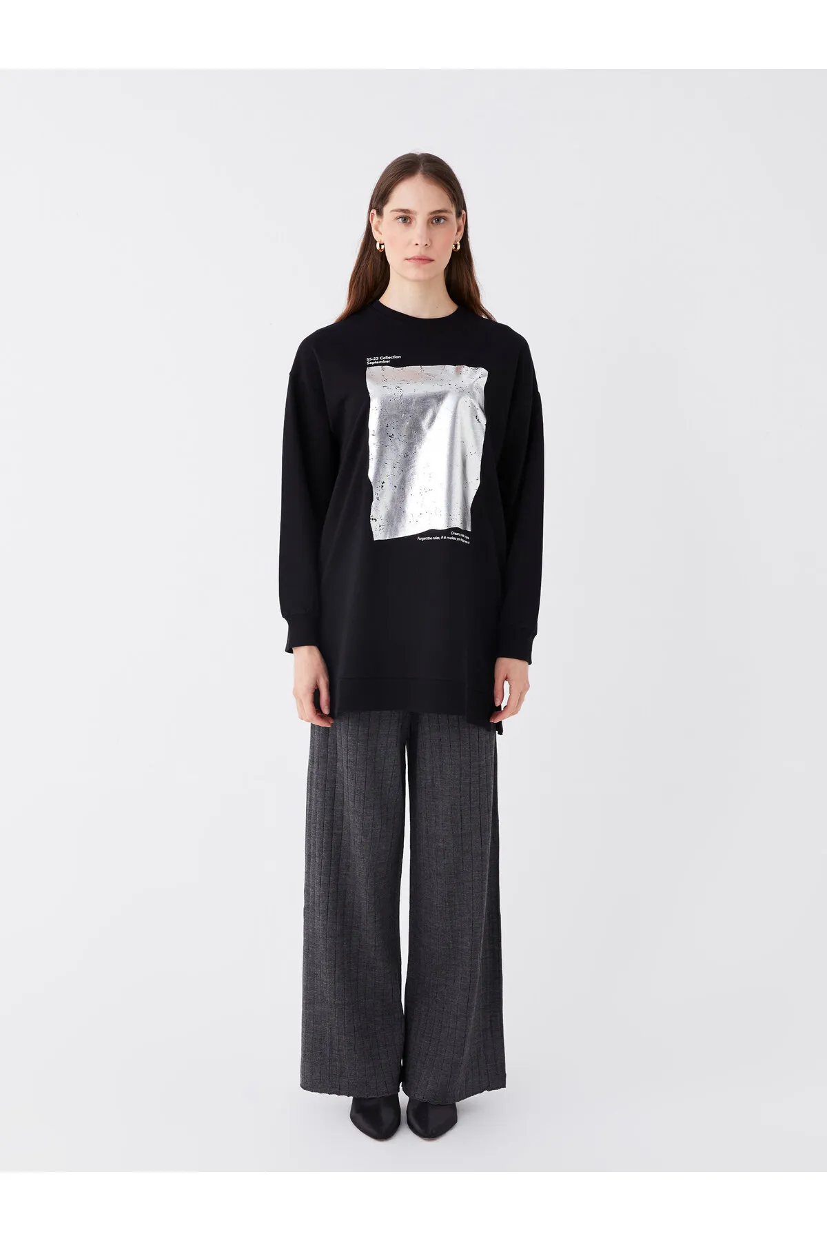 LC Waikiki  Bedruckte Langarm-Sweatshirt-Tunika für Damen mit Rundhalsausschnitt